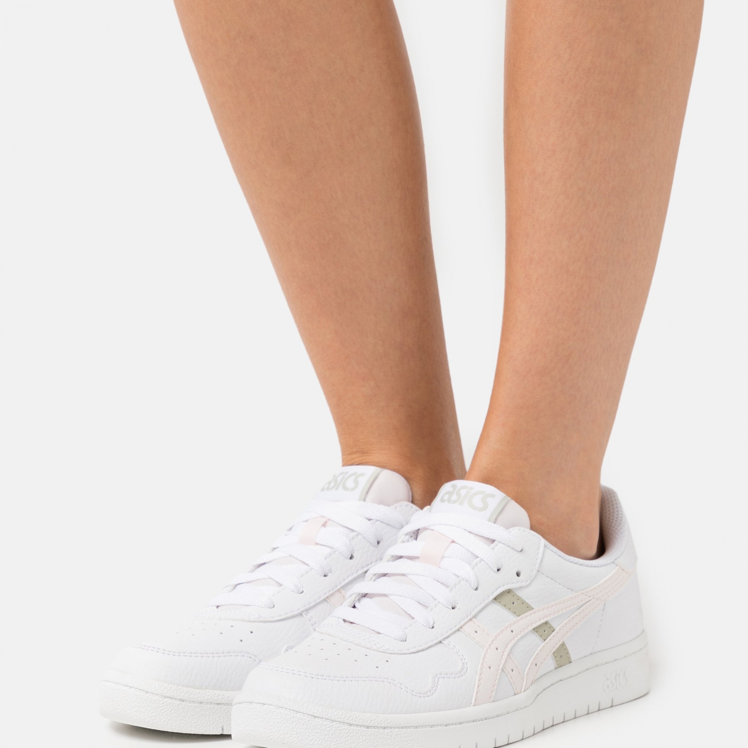 Фото № 2 с приближением к товару «‎Asics Japan S »