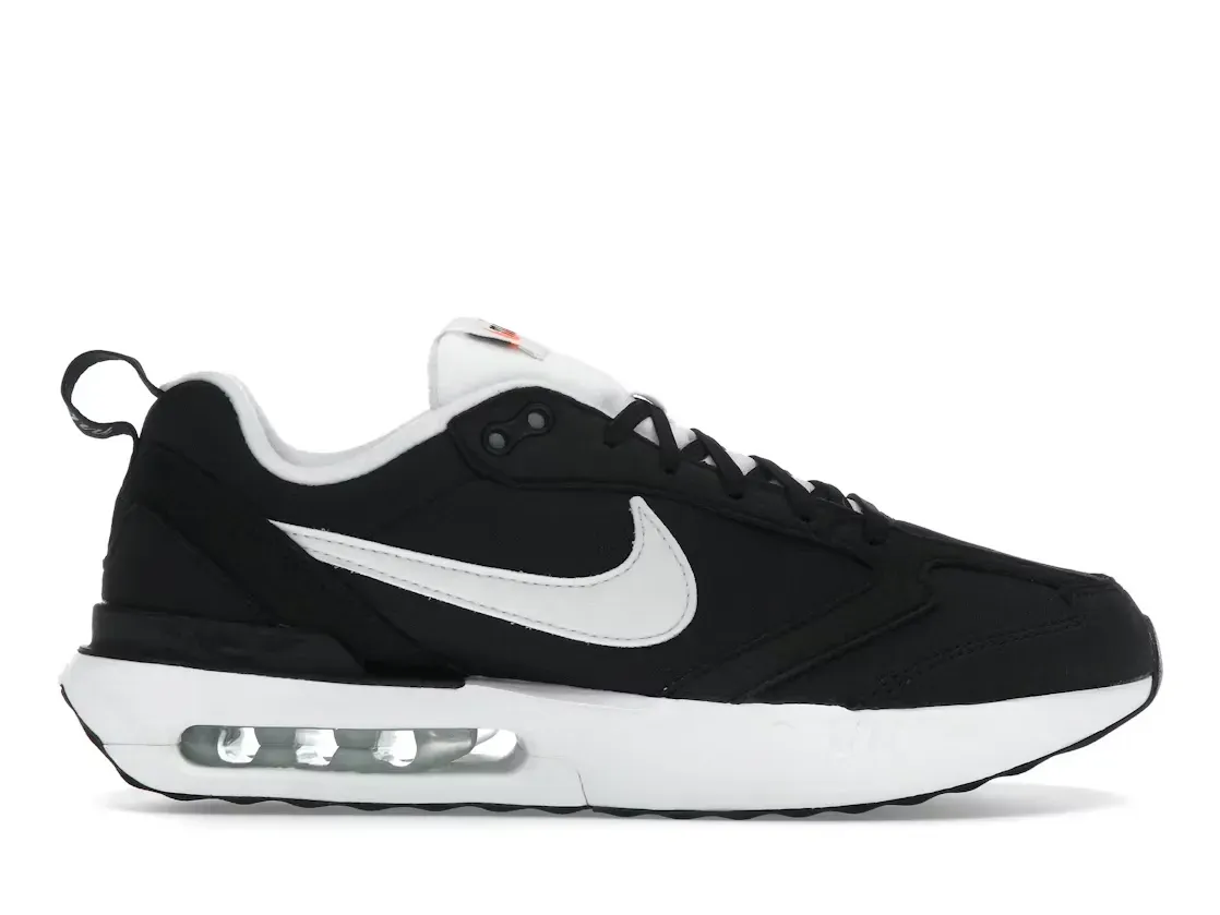 Фото № 1 с приближением к товару «‎Nike Air Max Dawn»