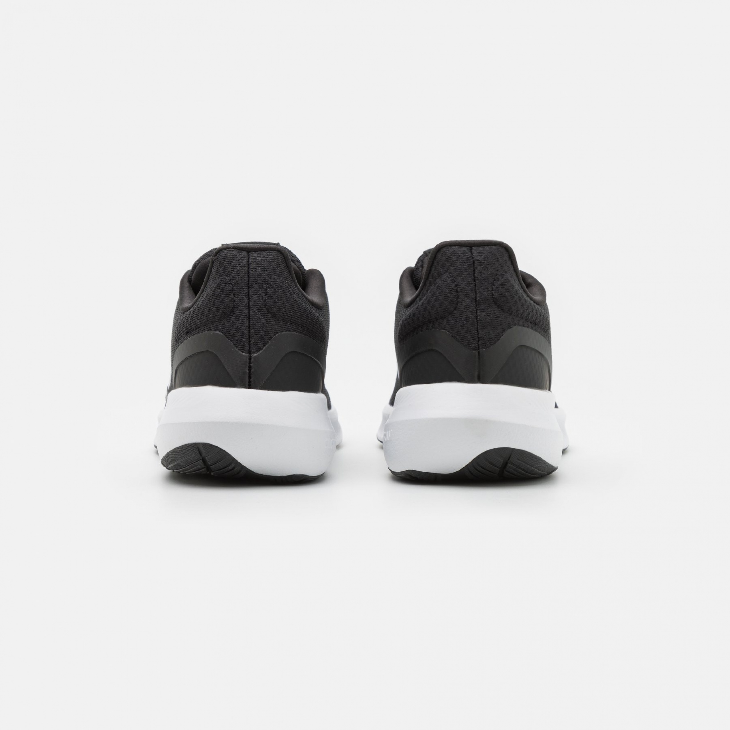 Фото № 3 с приближением к товару «‎Adidas 3.0»