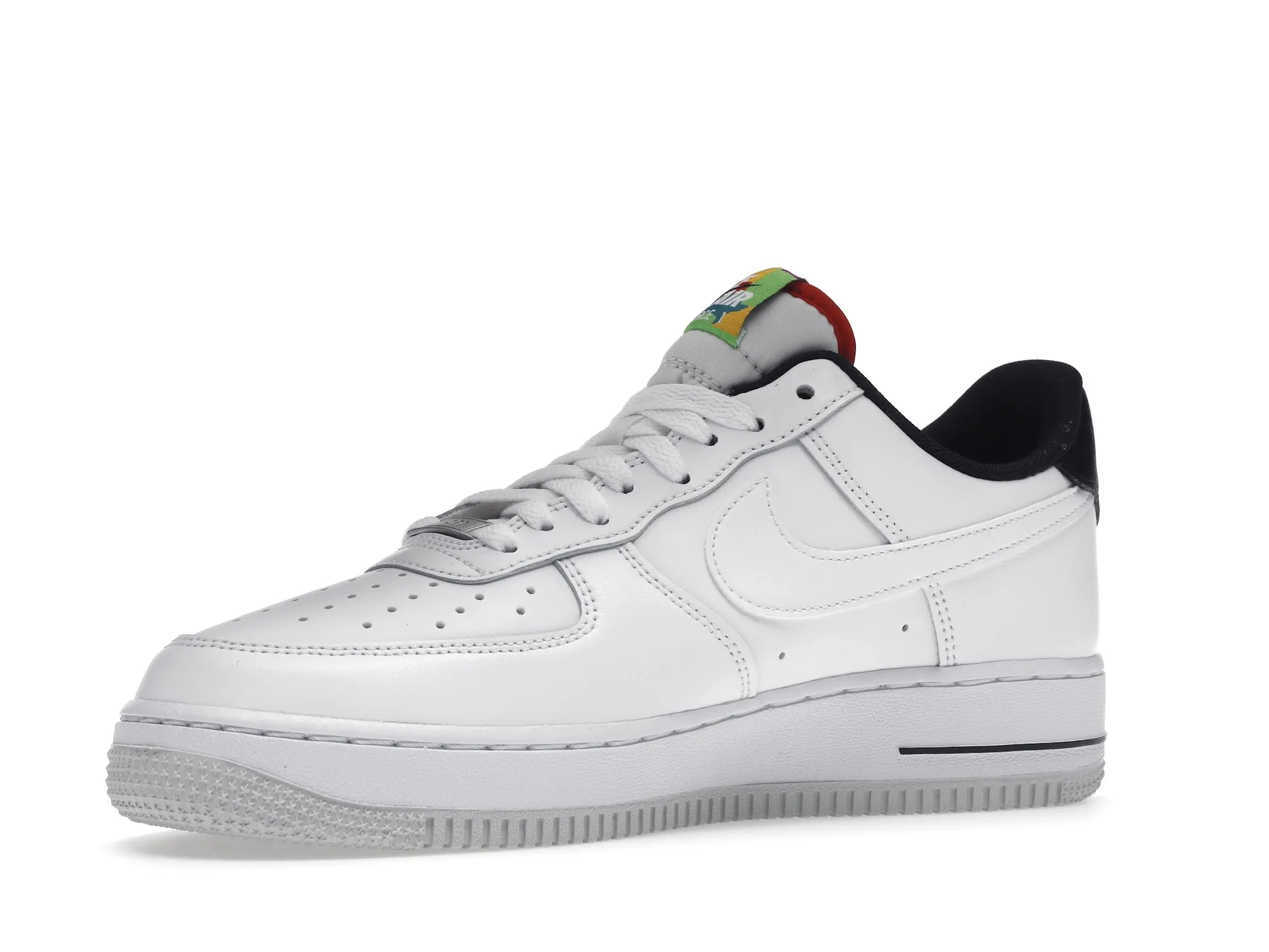 Фото № 2 с приближением к товару «‎Nike Air Force 1 Low 07 LV8 3 Peace, Love, Swoosh»