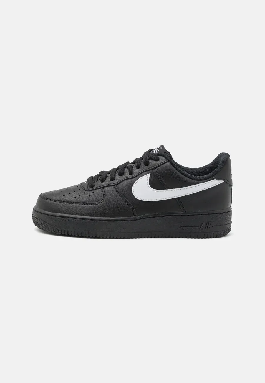 Фото № 1 с приближением к товару «‎AIR FORCE 1 07 UNISEX»