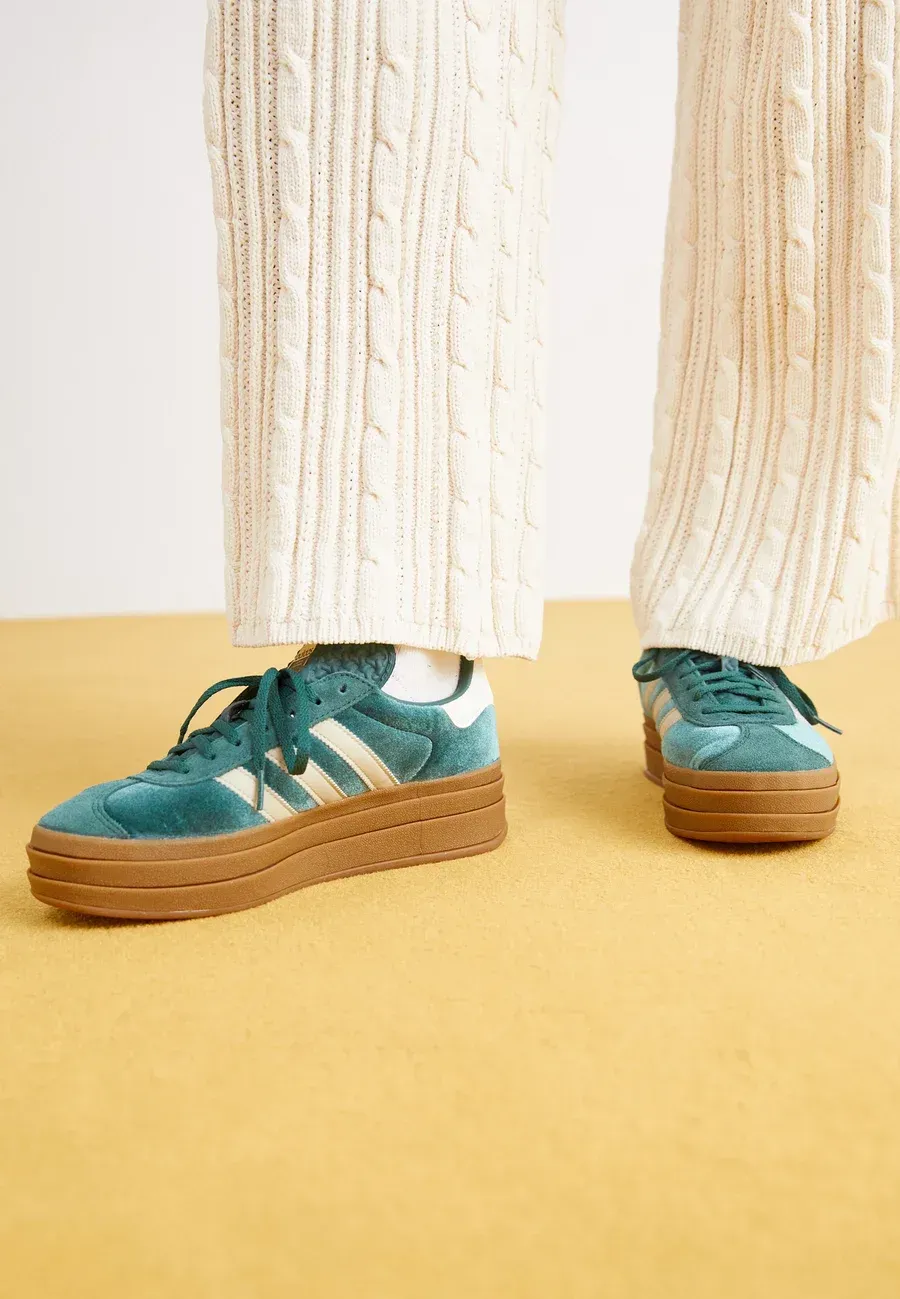 Фото № 2 с приближением к товару «‎GAZELLE BOLD»