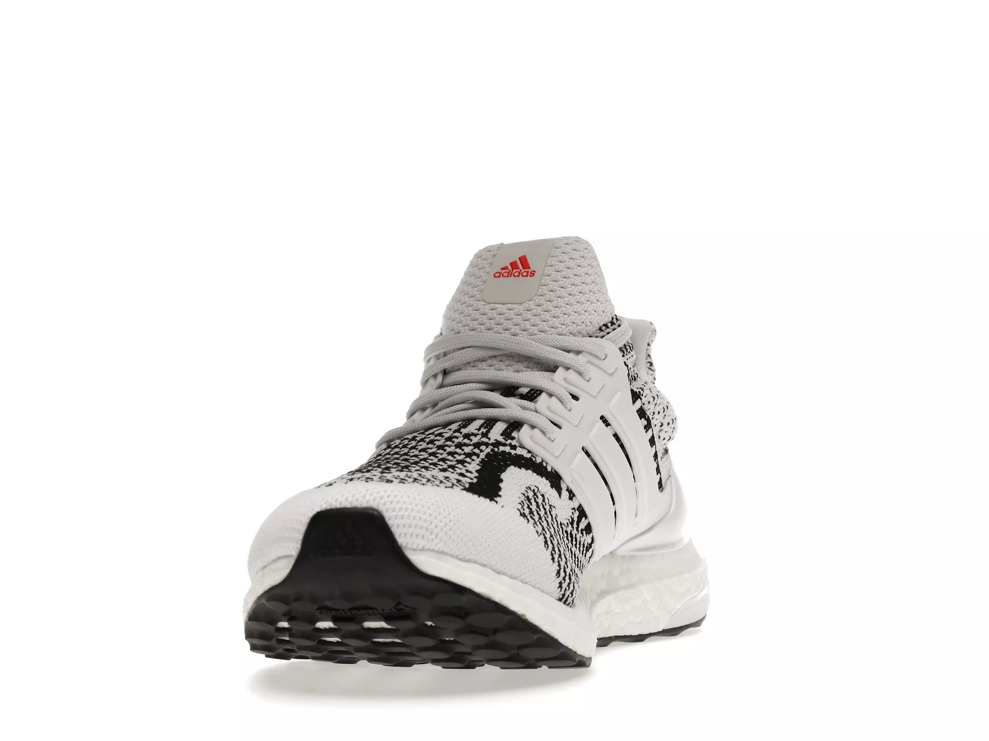 Фото № 4 с приближением к товару «‎adidas Ultra Boost DNA 5.0 Zebra»