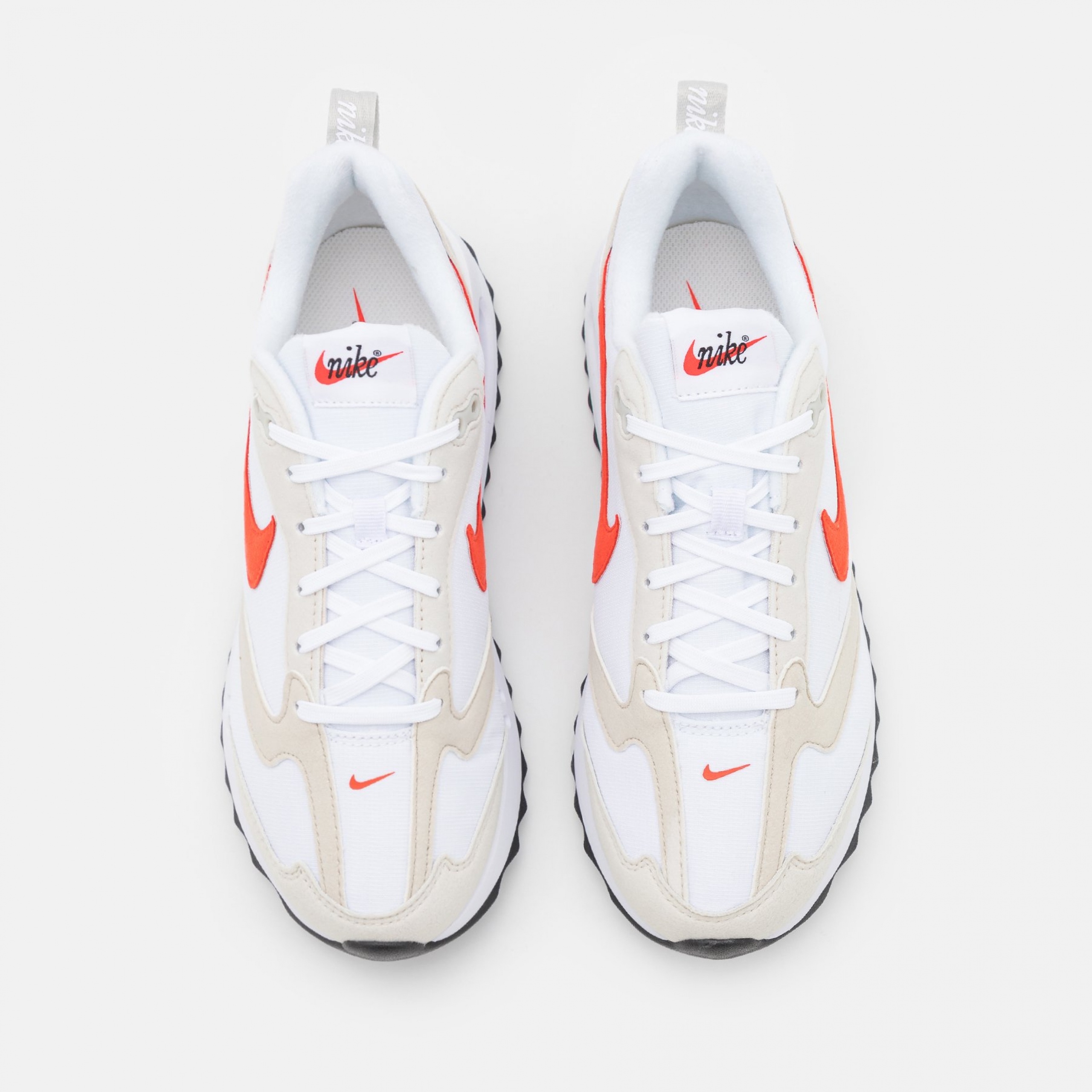 Фото № 5 с приближением к товару «‎Nike Air Max Dawn »