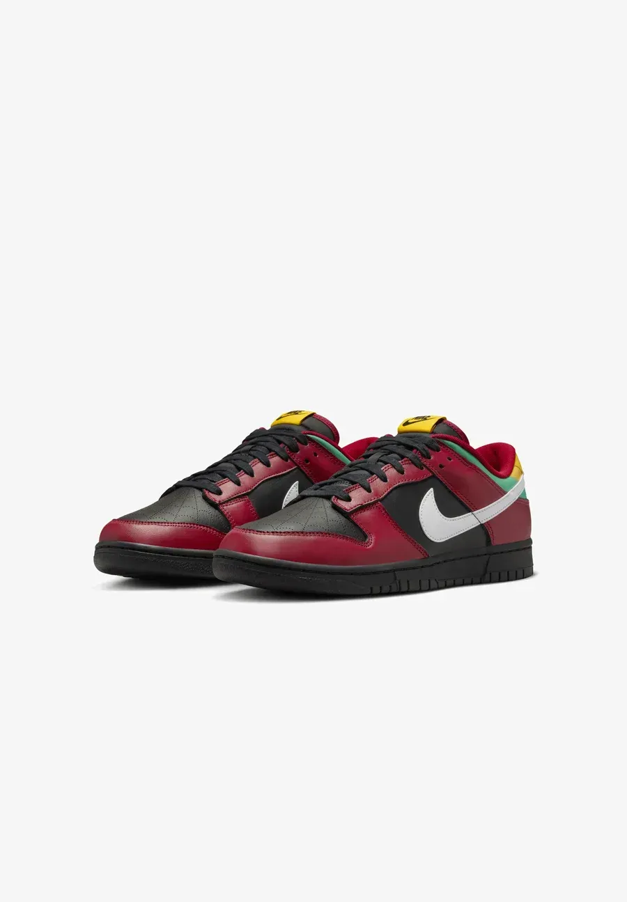 Фото № 2 с приближением к товару «‎DUNK RETRO LTD»