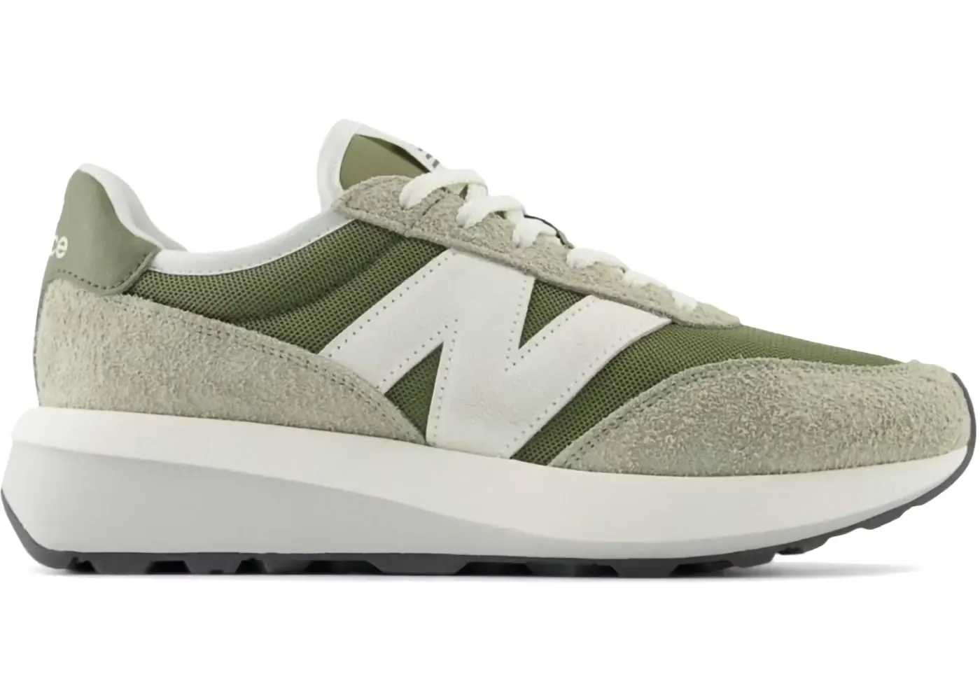 New Balance 370