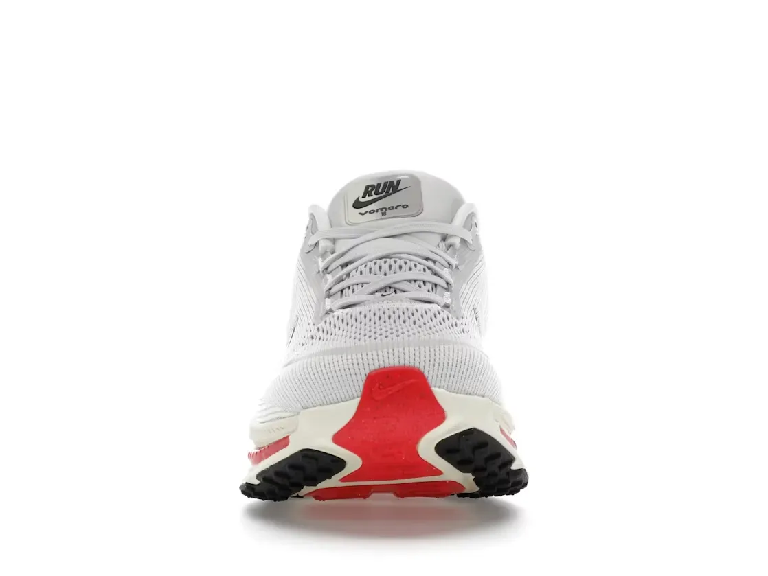 Фото № 2 с приближением к товару «‎Nike Vomero 18»