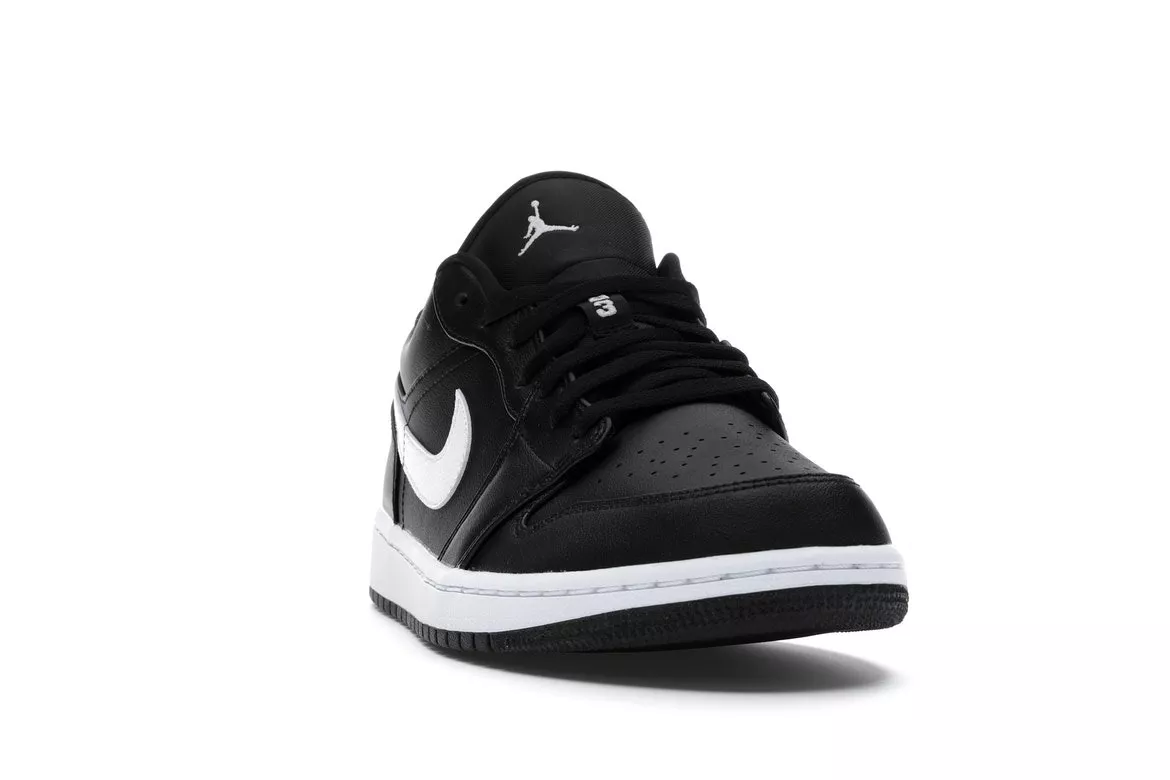 Фото № 3 с приближением к товару «‎Jordan 1 Low Black White »
