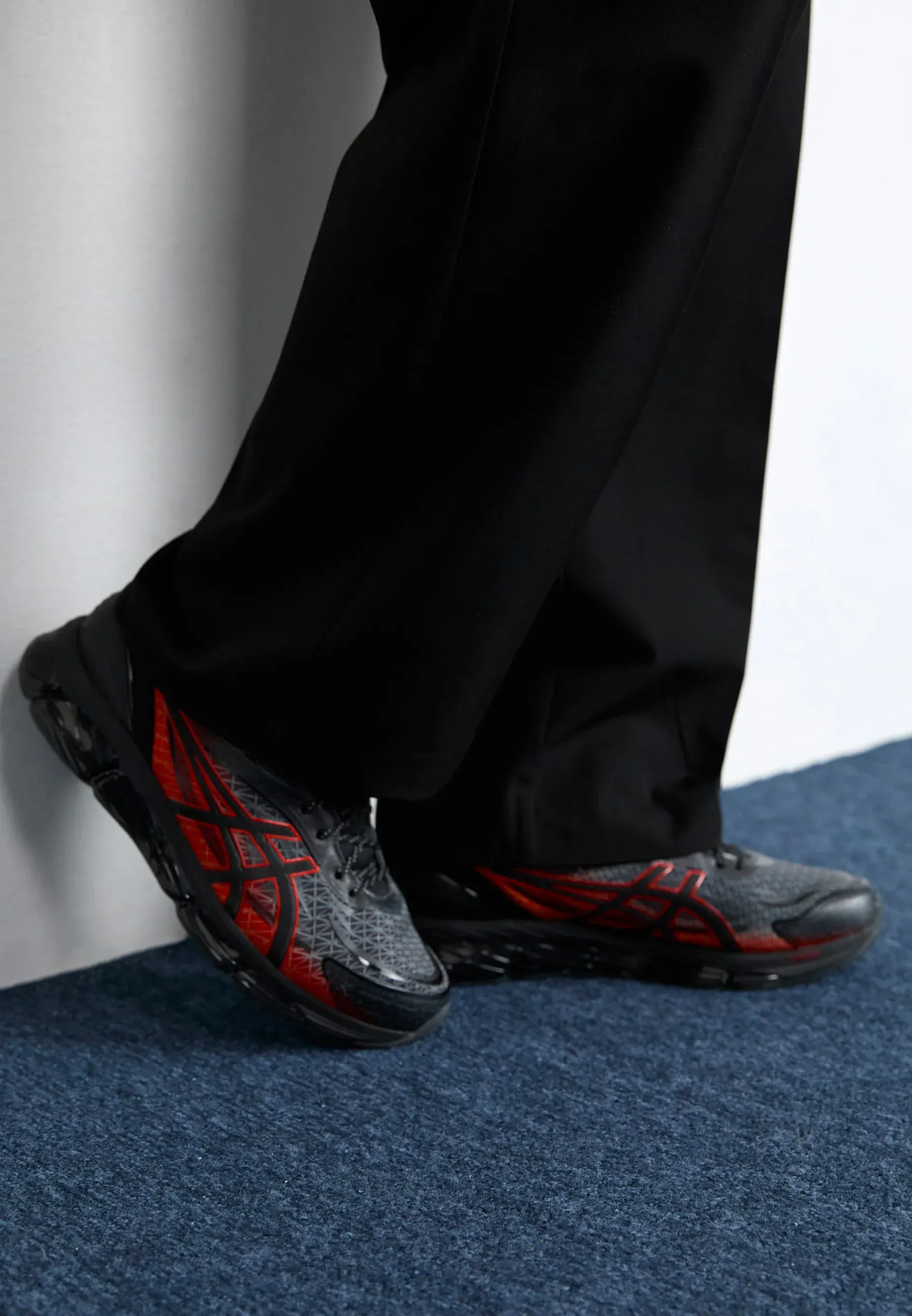 Фото № 2 с приближением к товару «‎GEL-QUANTUM 360 VIII UNISEX»