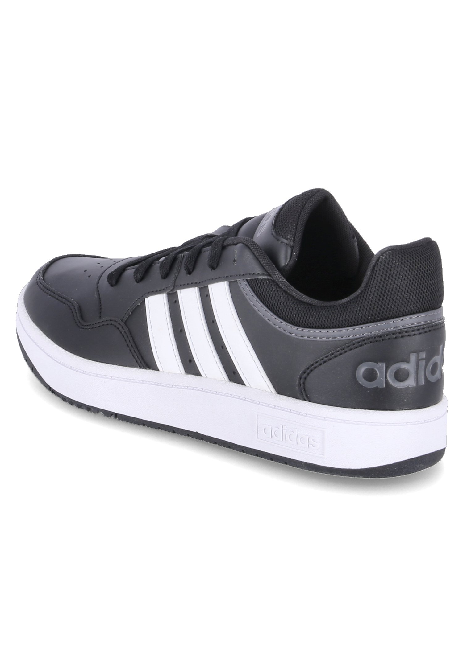 Фото № 3 с приближением к товару «‎Adidas Hoops »