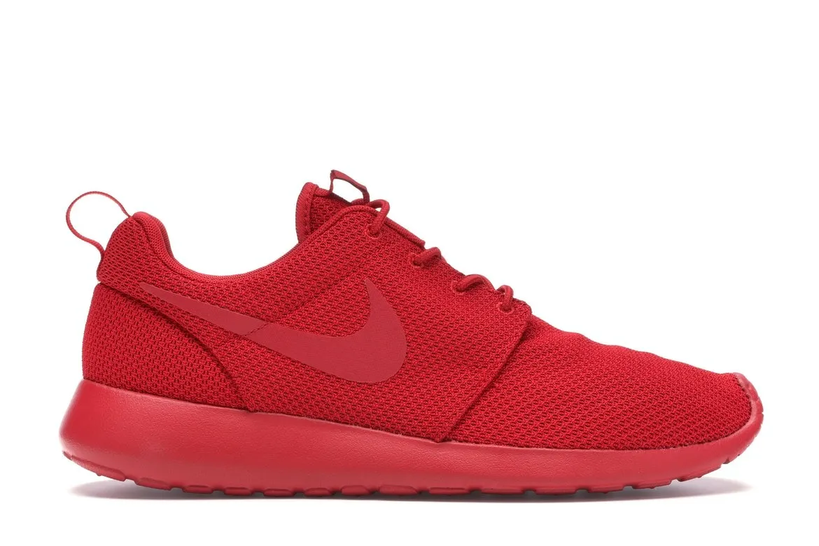 Фото № 1 с приближением к товару «‎Nike Roshe Run Triple Red»