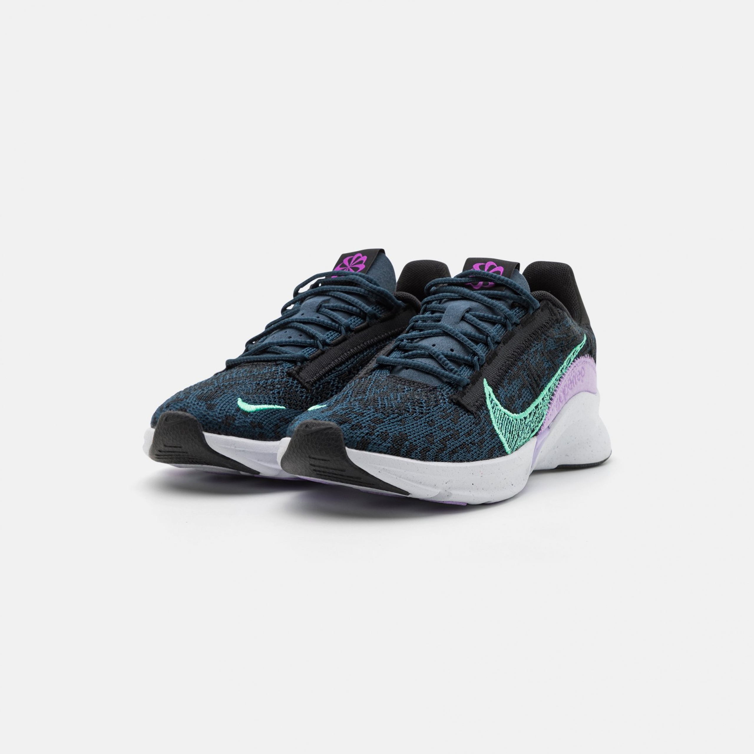 Фото № 2 с приближением к товару «‎Nike W Superrep GO 3 NN FK »