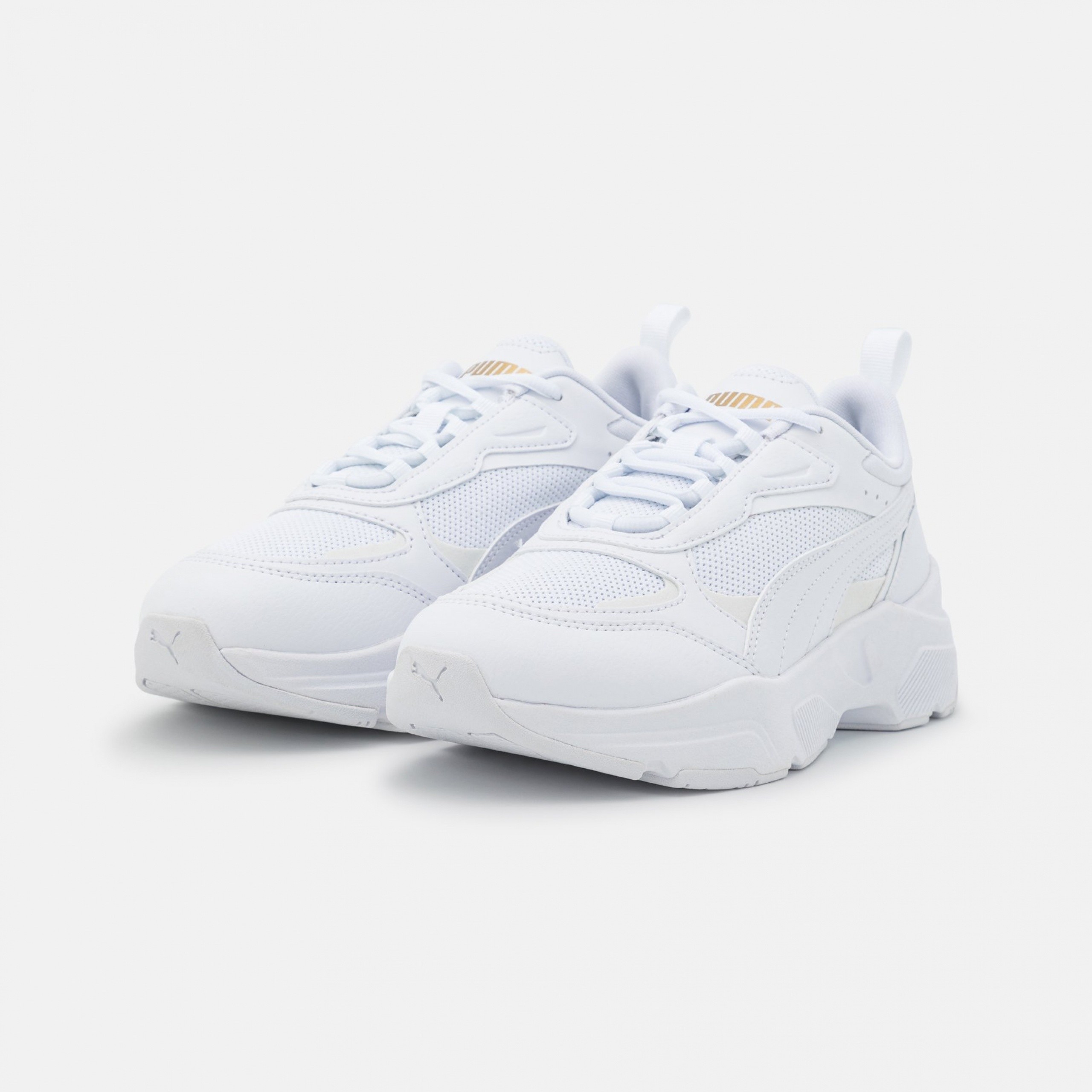 Фото № 3 с приближением к товару «‎Puma Cassia »