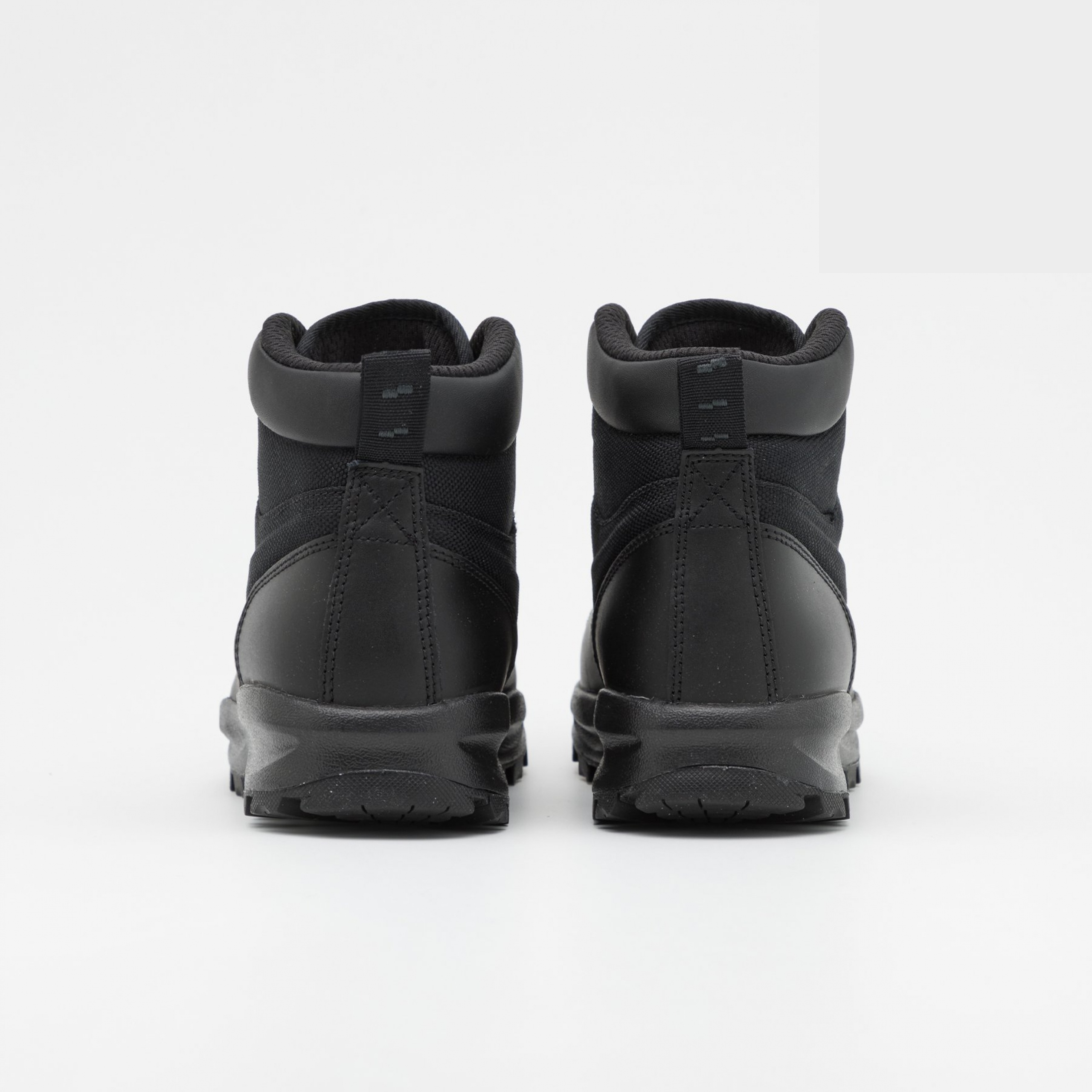 Фото № 3 с приближением к товару «‎Nike Manoa»