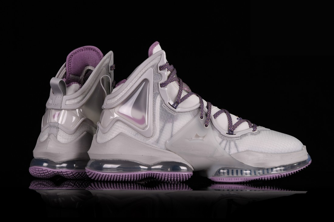 Фото № 3 с приближением к товару «‎Nike Lebron 19 The Cast »