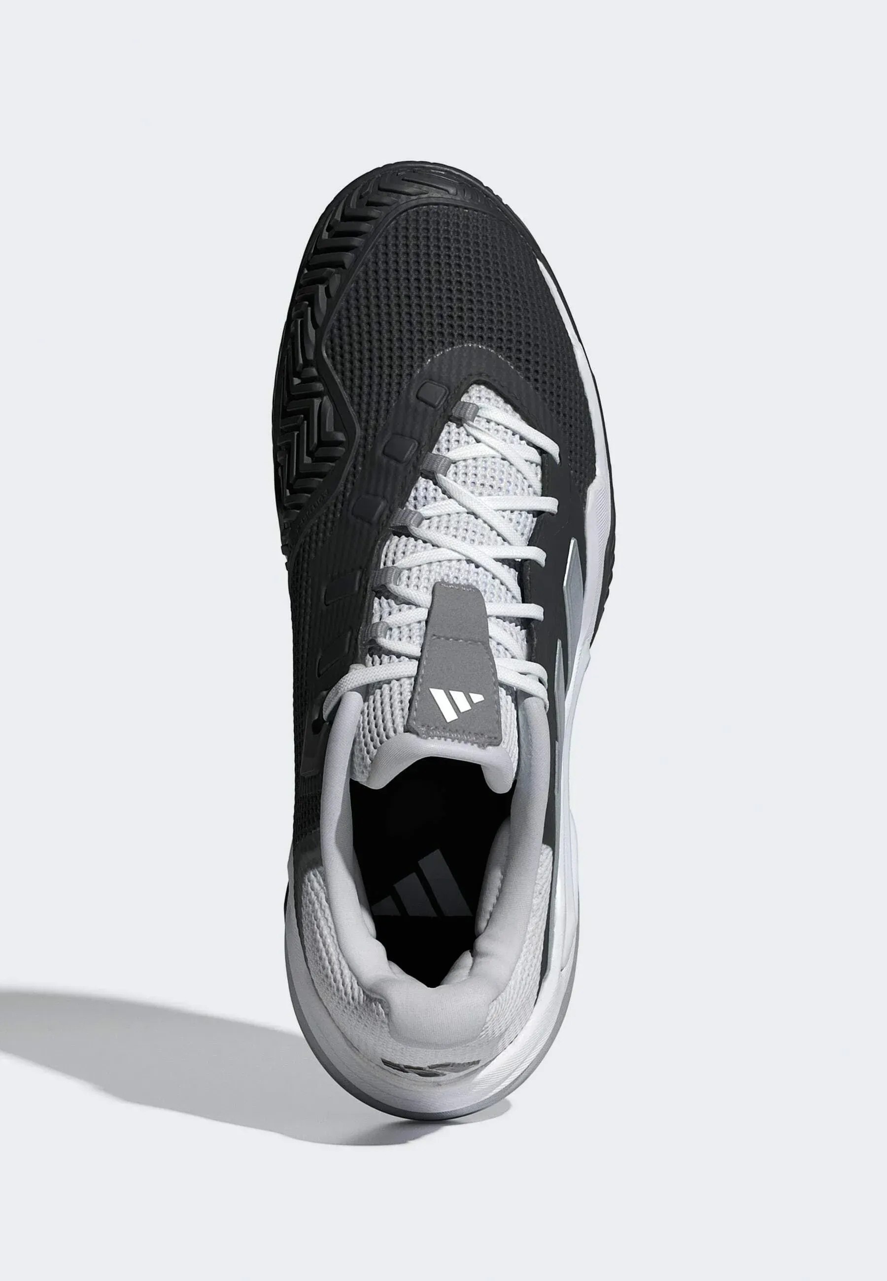 Фото № 2 с приближением к товару «‎BARRICADE»