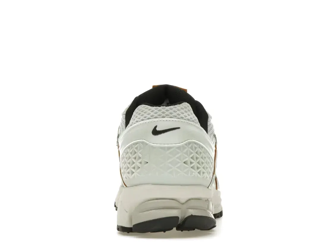 Фото № 4 с приближением к товару «‎Nike Zoom Vomero 5»