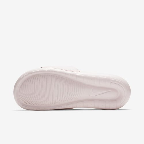 Фото № 4 с приближением к товару «‎Nike Victori One»