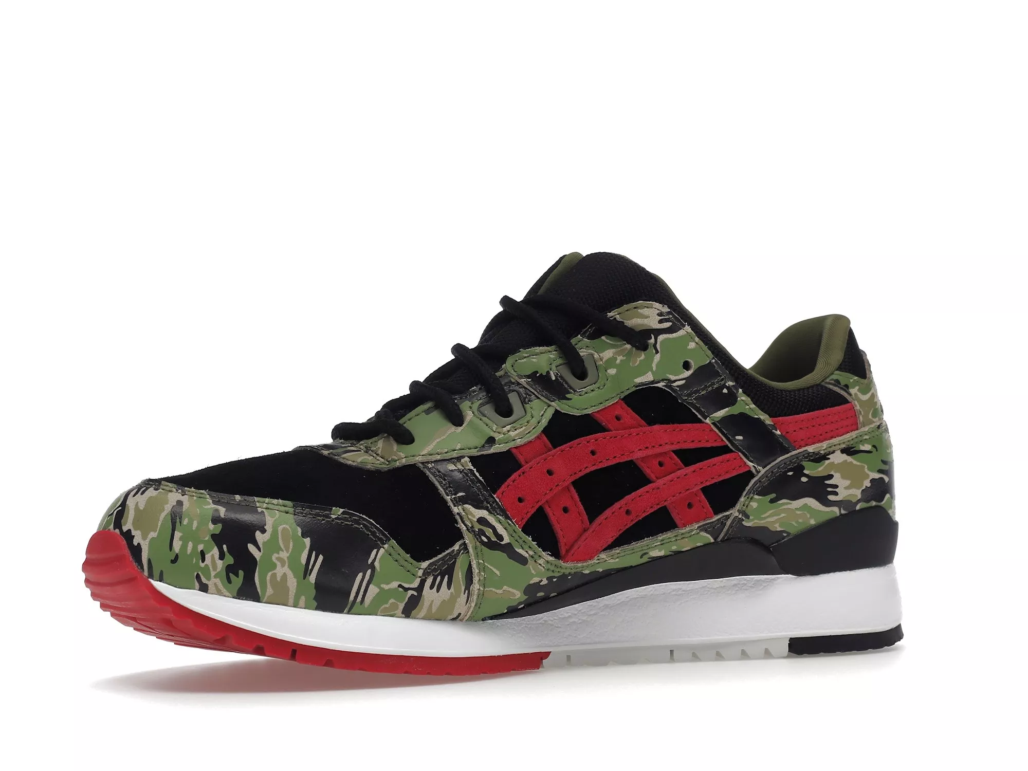 Фото № 5 с приближением к товару «‎ASICS Gel-Lyte III Atmos Green Camo»
