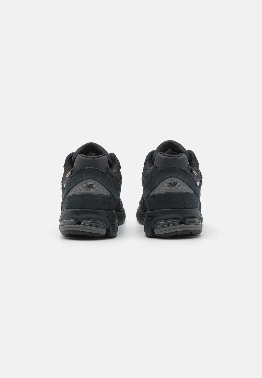 Фото № 3 с приближением к товару «‎M2002 UNISEX»