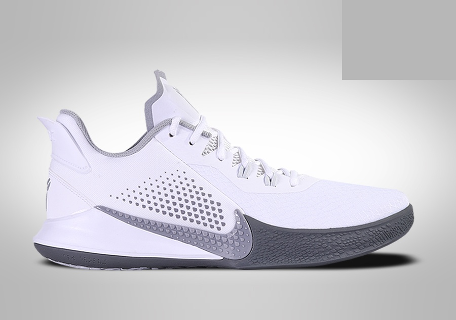 Фото № 1 с приближением к товару «‎Nike Kobe Mamba Fury Wolf »