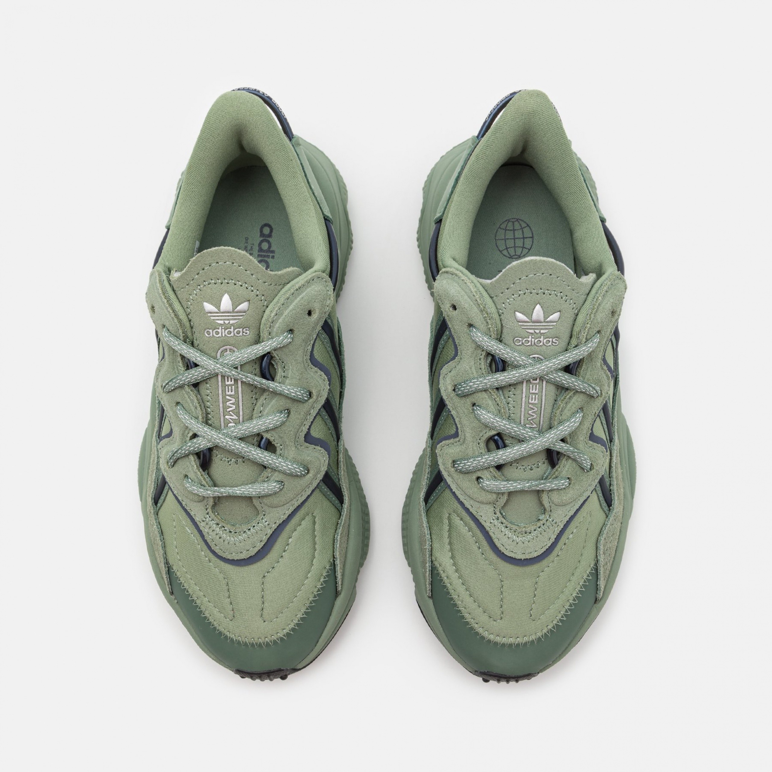 Фото № 4 с приближением к товару «‎Adidas Ozweego »