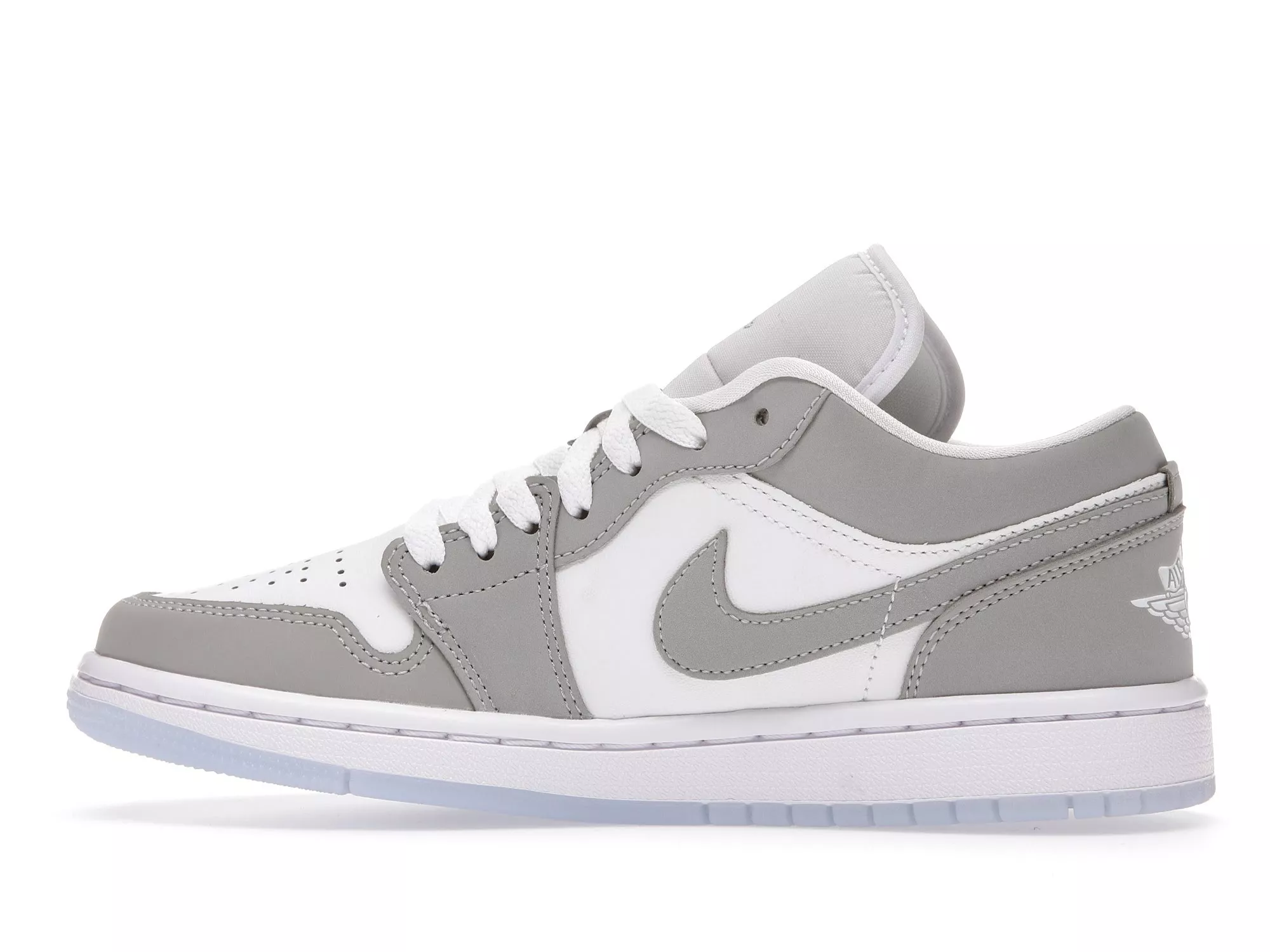 Фото № 4 с приближением к товару «‎Jordan 1 Low Wolf Grey »