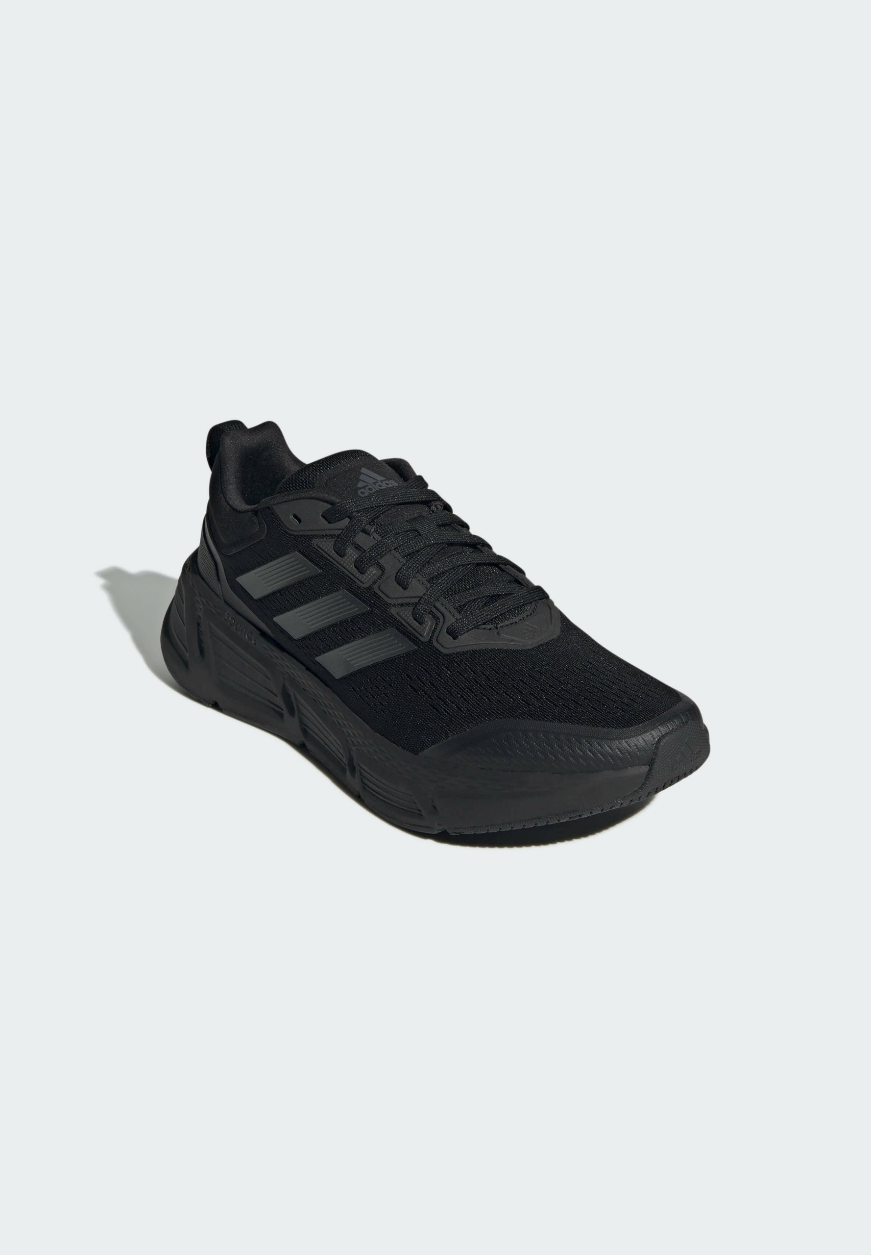 Фото № 1 с приближением к товару «‎Adidas Questar»