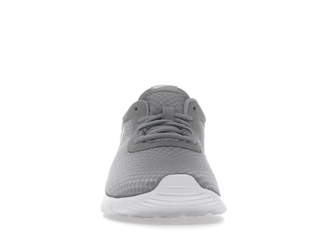 Фото № 2 с приближением к товару «‎Nike Tanjun»