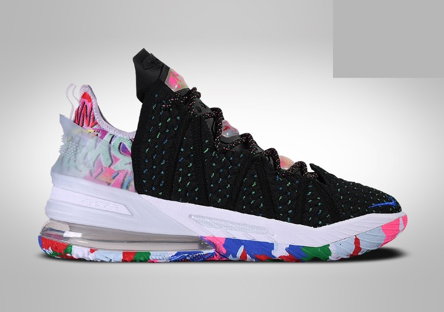Фото № 1 с приближением к товару «‎Nike Lebron 18»