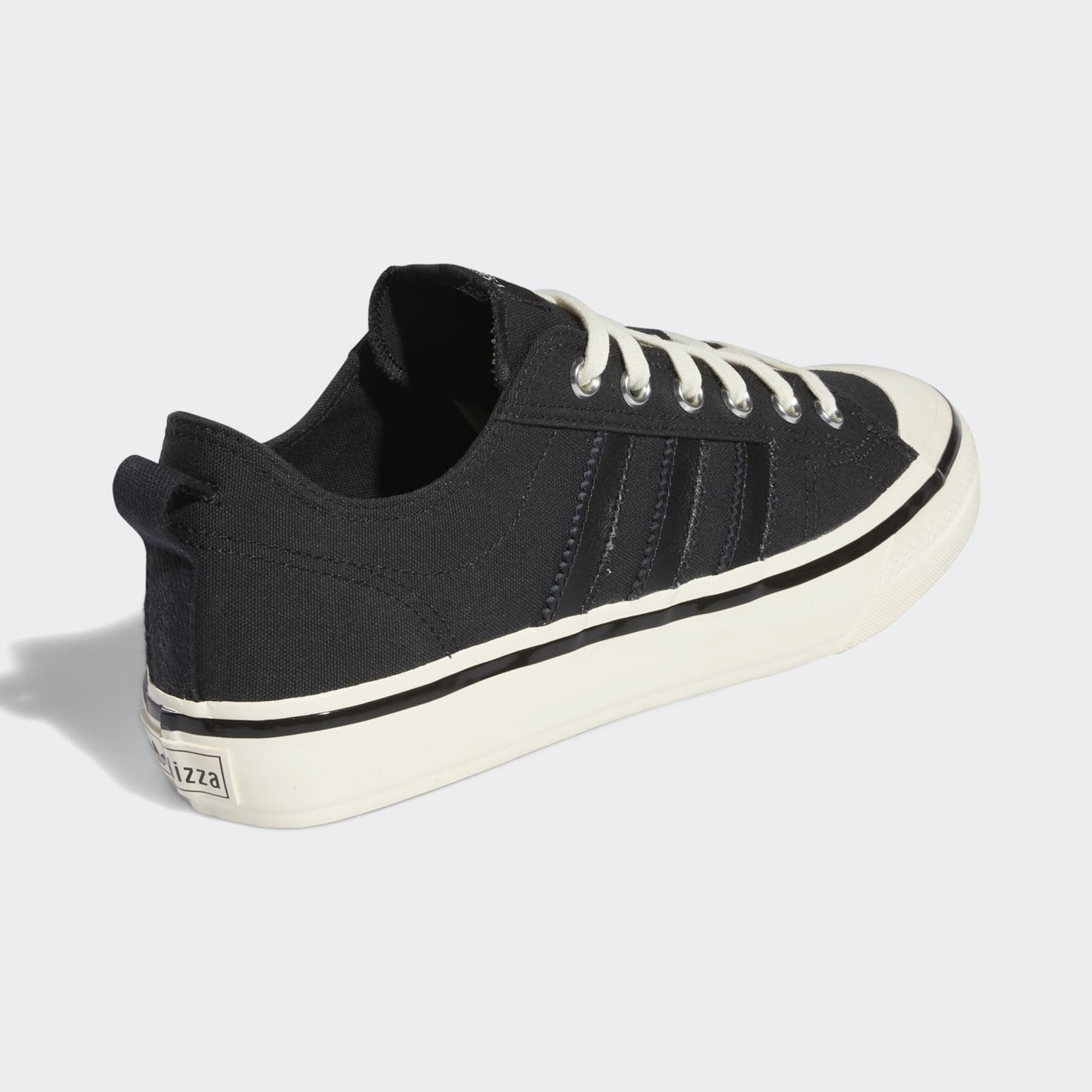 Фото № 4 с приближением к товару «‎Adidas Nizza »