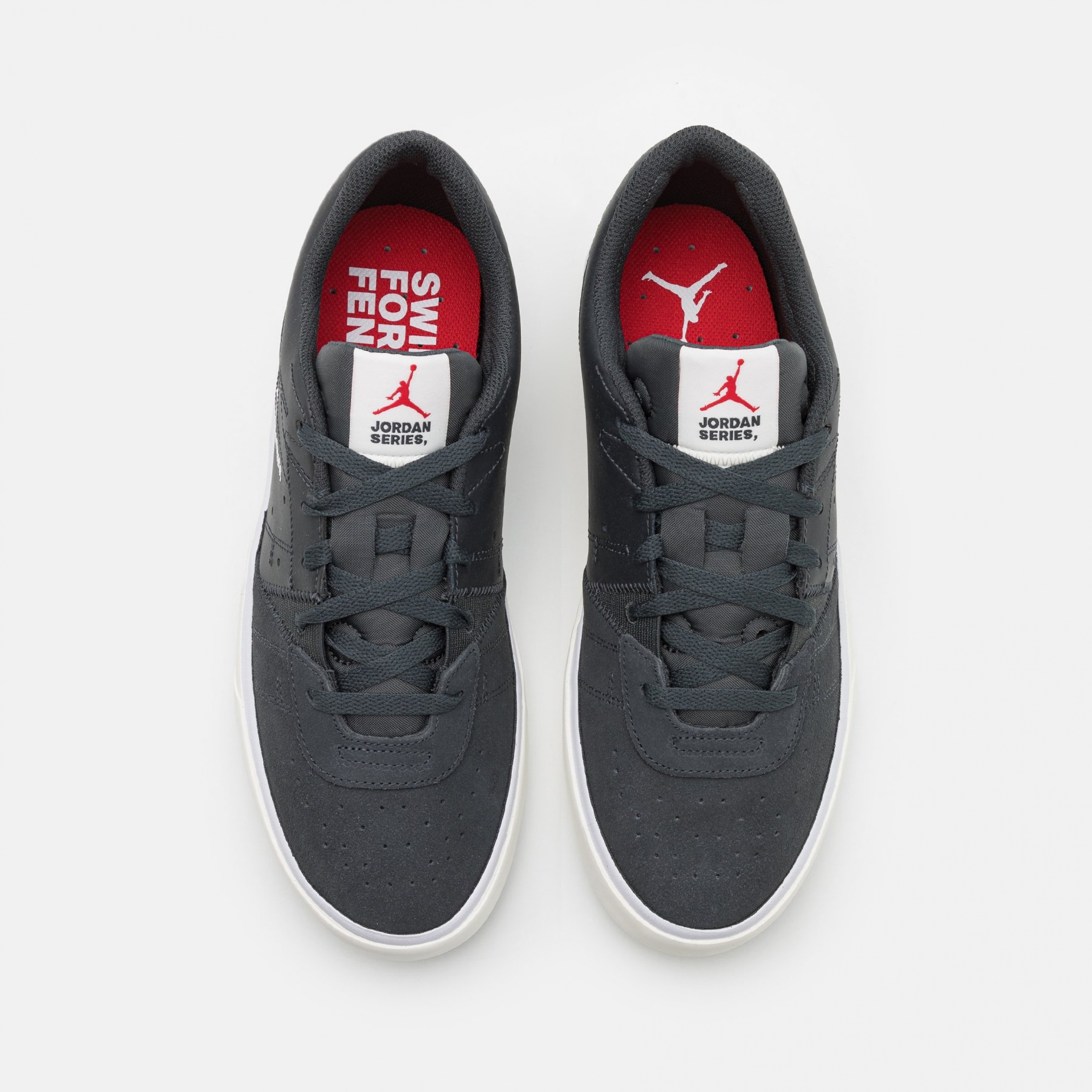 Фото № 4 с приближением к товару «‎Jordan Series ES »