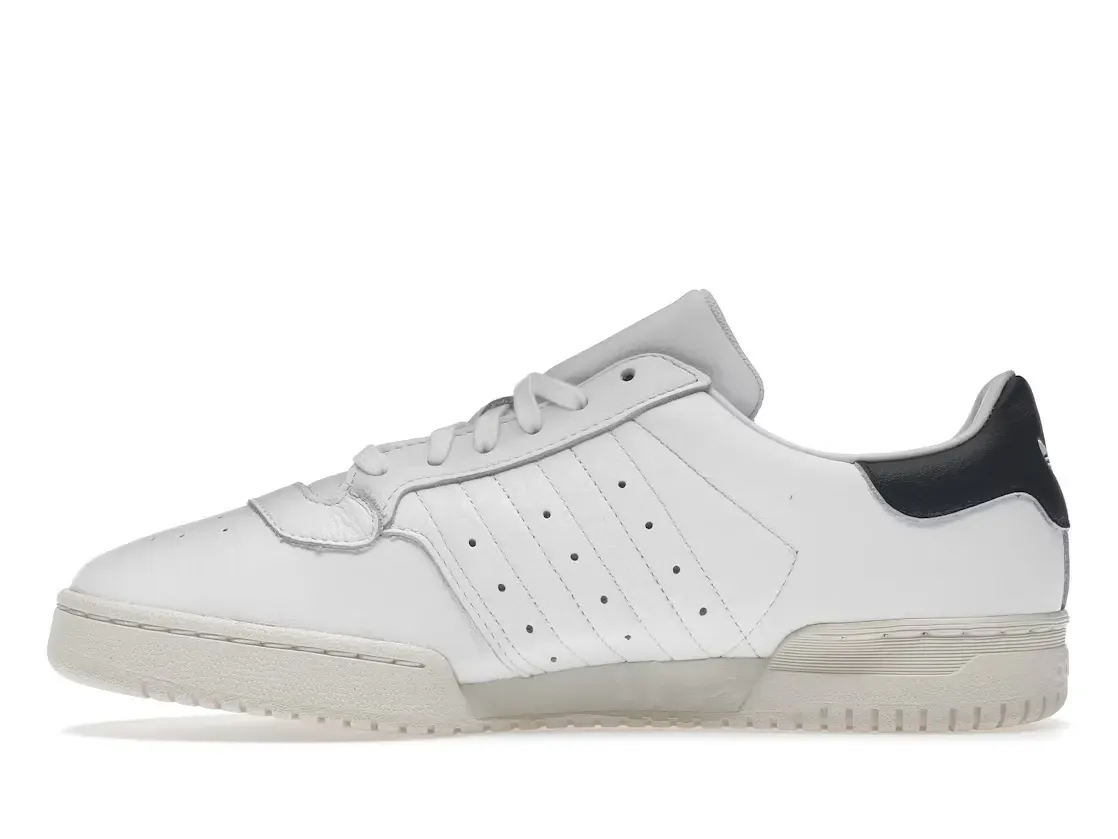 Фото № 3 с приближением к товару «‎adidas Yeezy Powerphase»