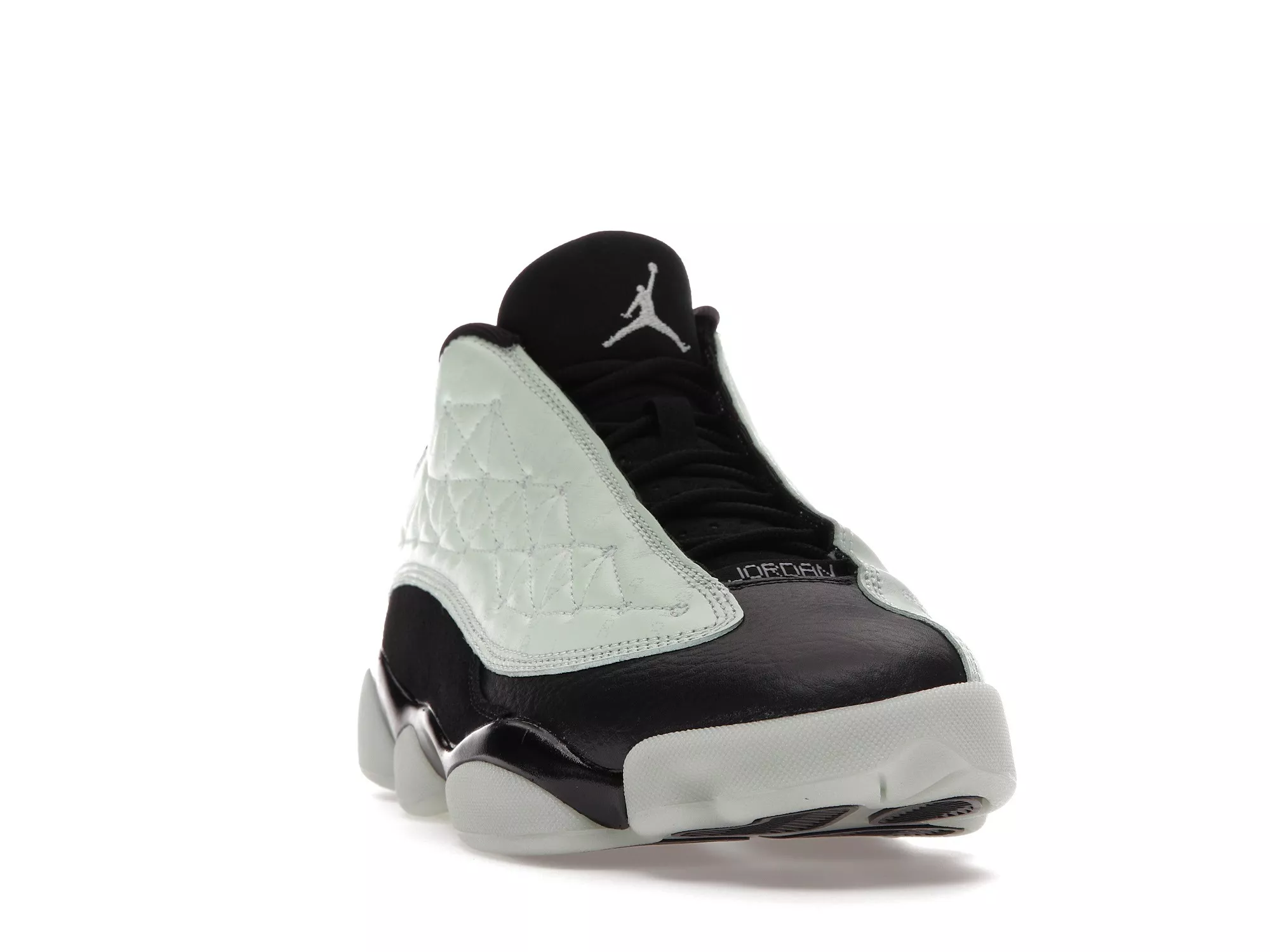 Фото № 2 с приближением к товару «‎Jordan 13 Retro Low Singles' Day (2021)»