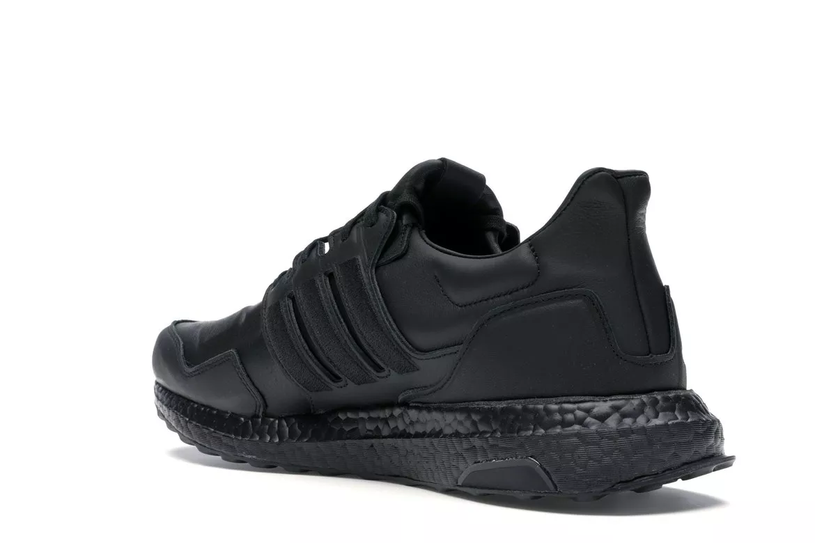 Фото № 6 с приближением к товару «‎adidas Ultra Boost Leather Black»