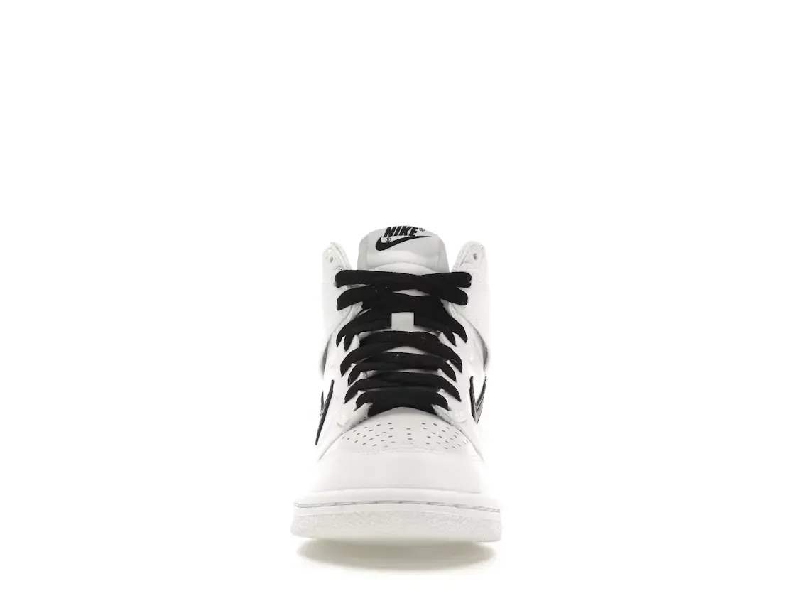 Фото № 2 с приближением к товару «‎Nike Dunk High»