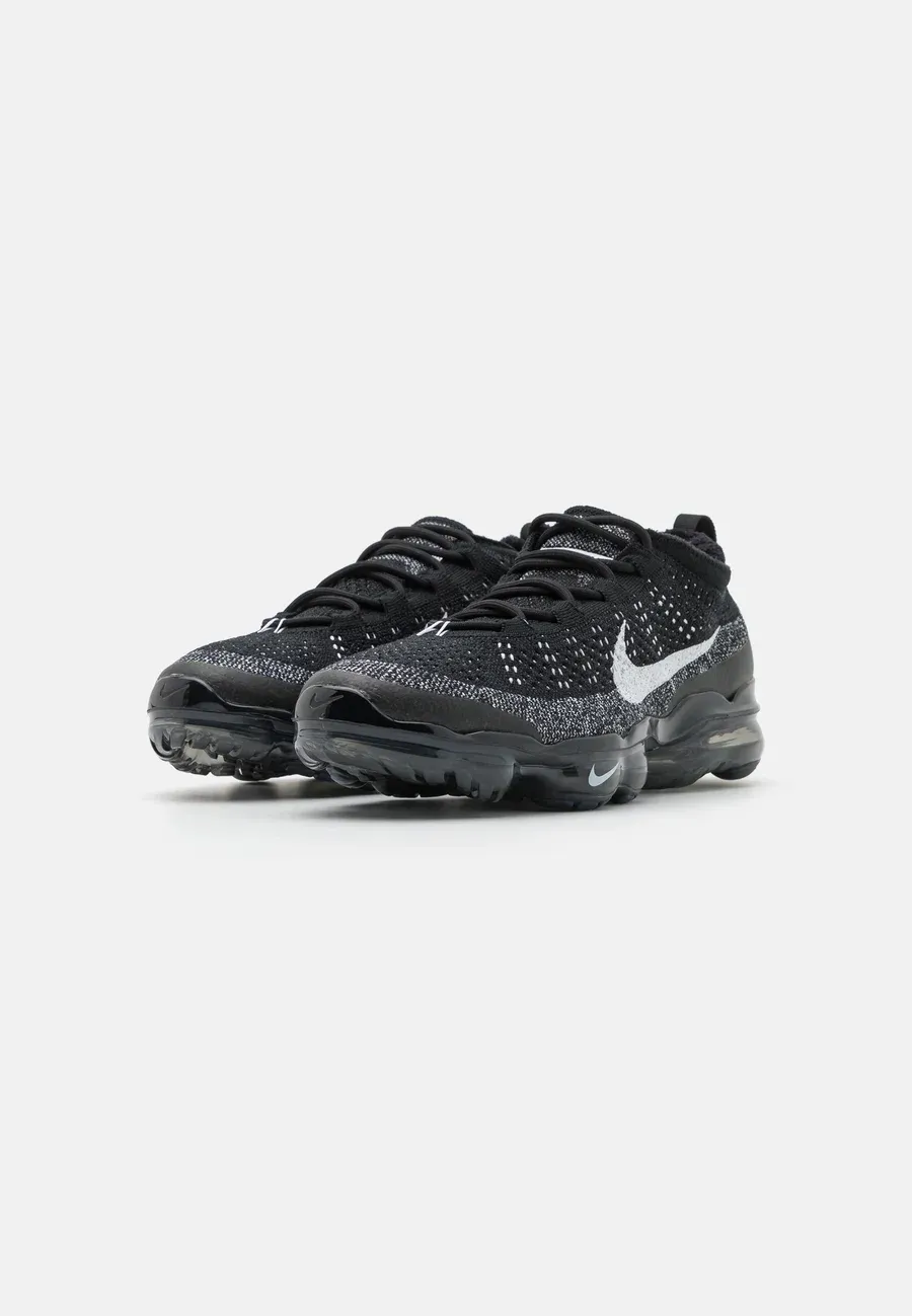 Фото № 2 с приближением к товару «‎AIR VAPORMAX 2023»