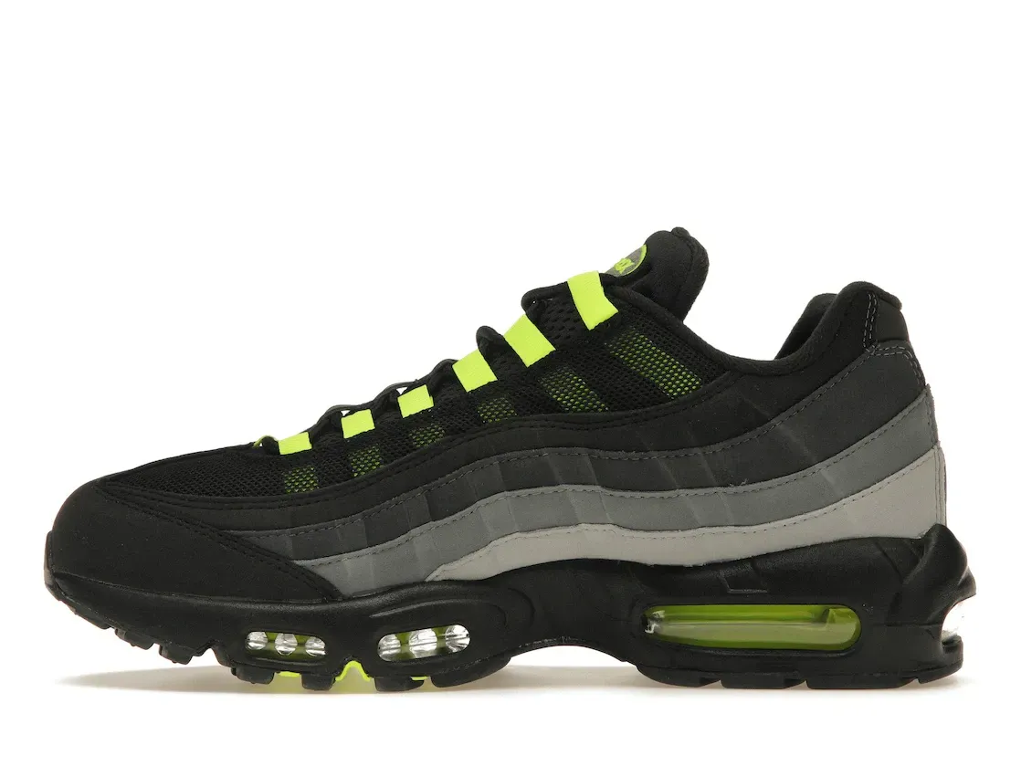 Фото № 3 с приближением к товару «‎Nike Air Max 95 Black Neon»
