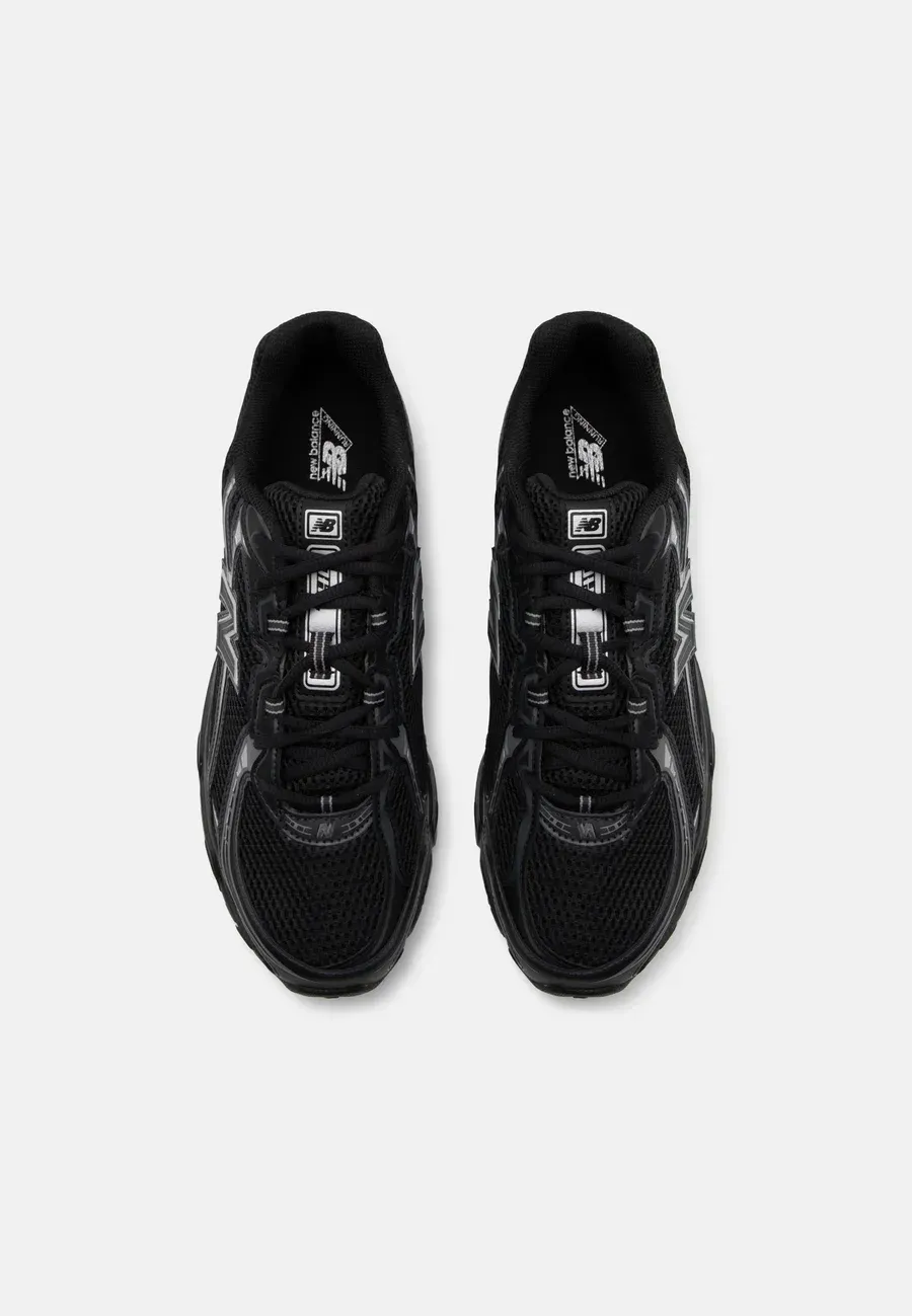 Фото № 4 с приближением к товару «‎U740 UNISEX»