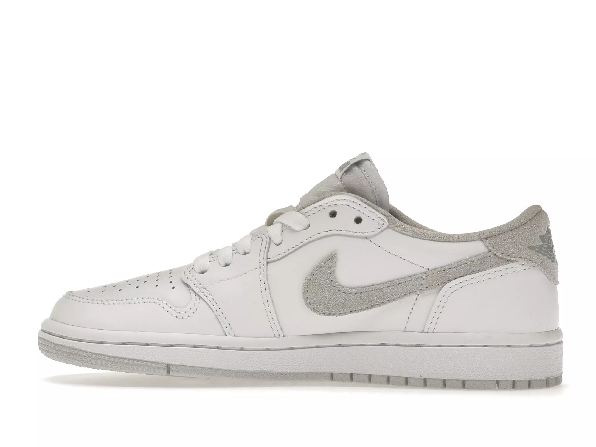 Фото № 4 с приближением к товару «‎Jordan 1 Low OG Neutral Grey (2021) »