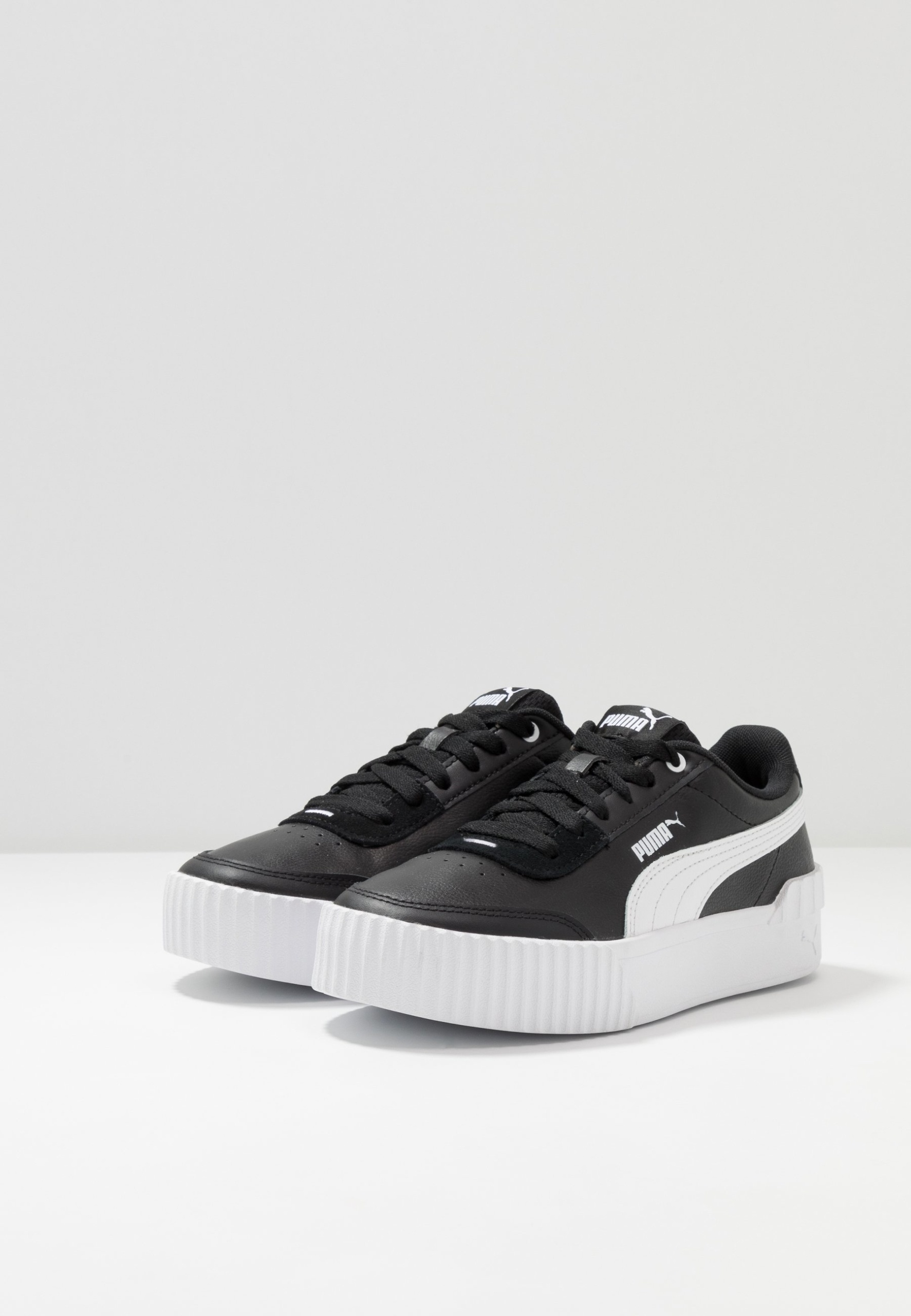 Фото № 5 с приближением к товару «‎Puma Carina Lift »