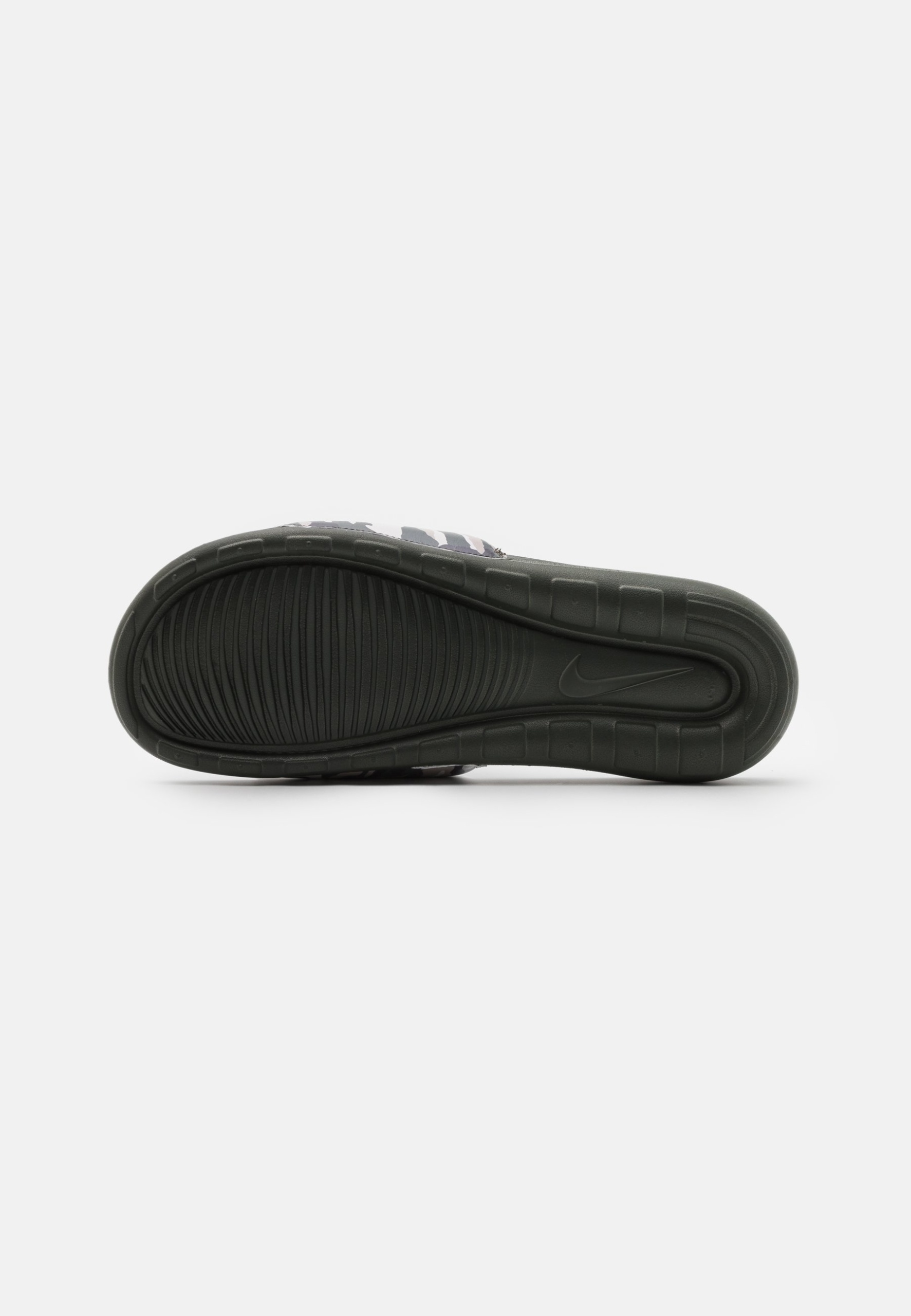 Фото № 5 с приближением к товару «‎Nike Victori One Slide Print»