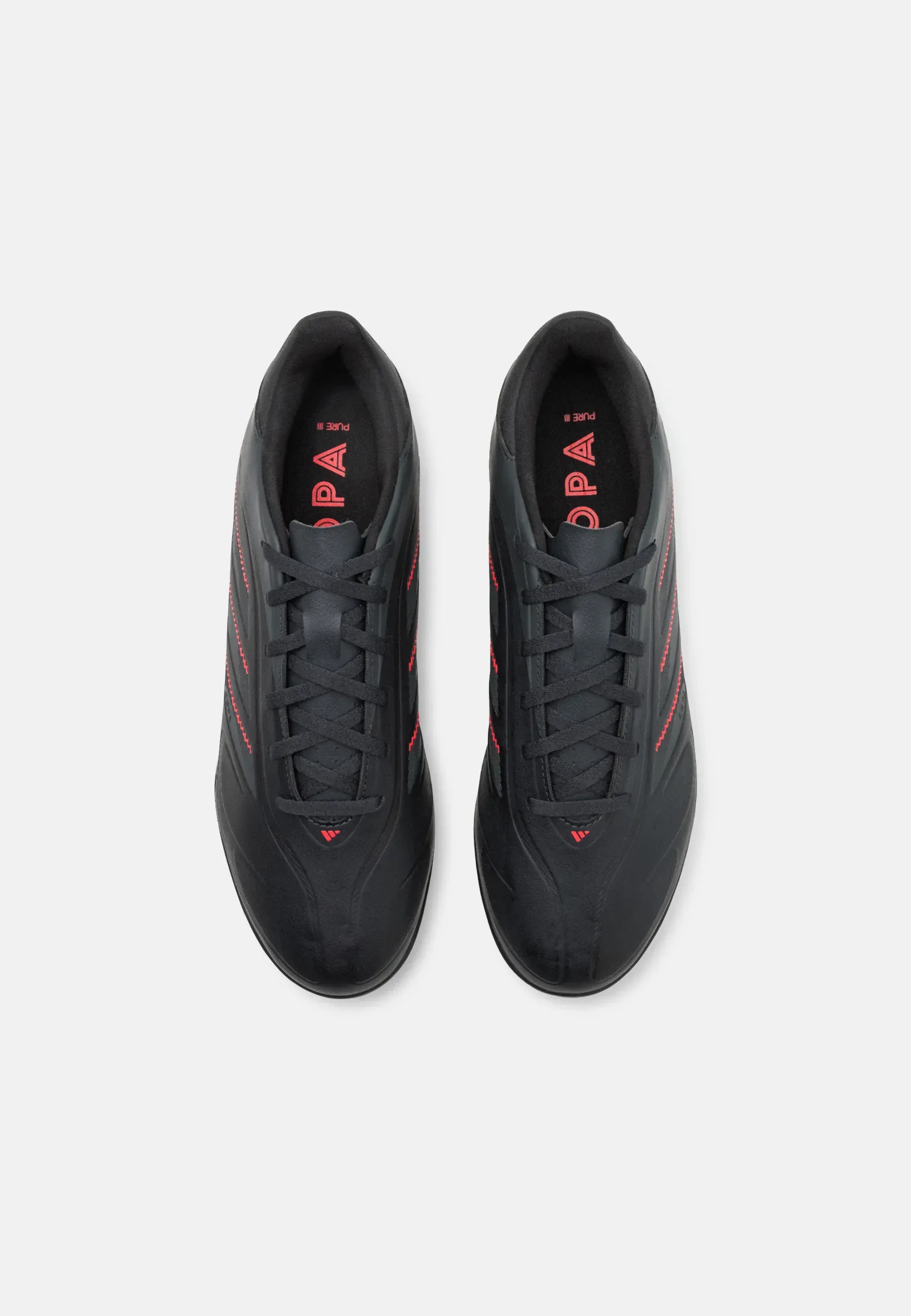 Фото № 4 с приближением к товару «‎COPA PURE III CLUB TURF »