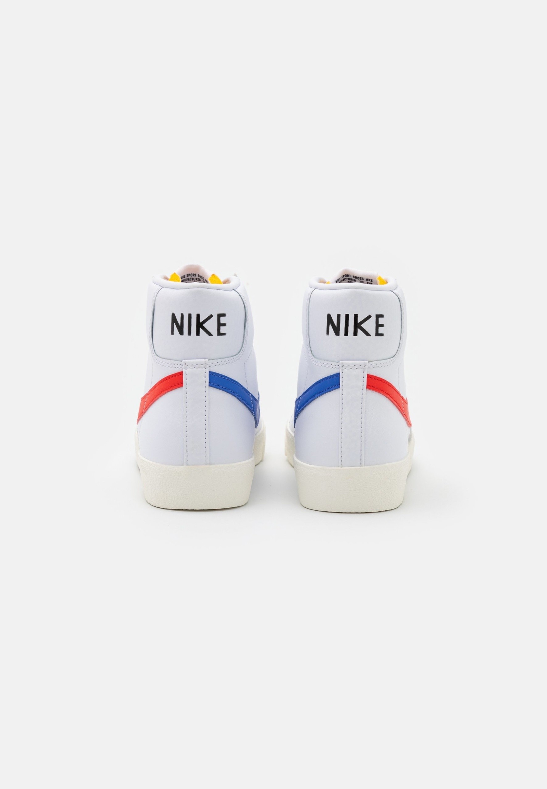 Фото № 3 с приближением к товару «‎Nike Blazer 77 »