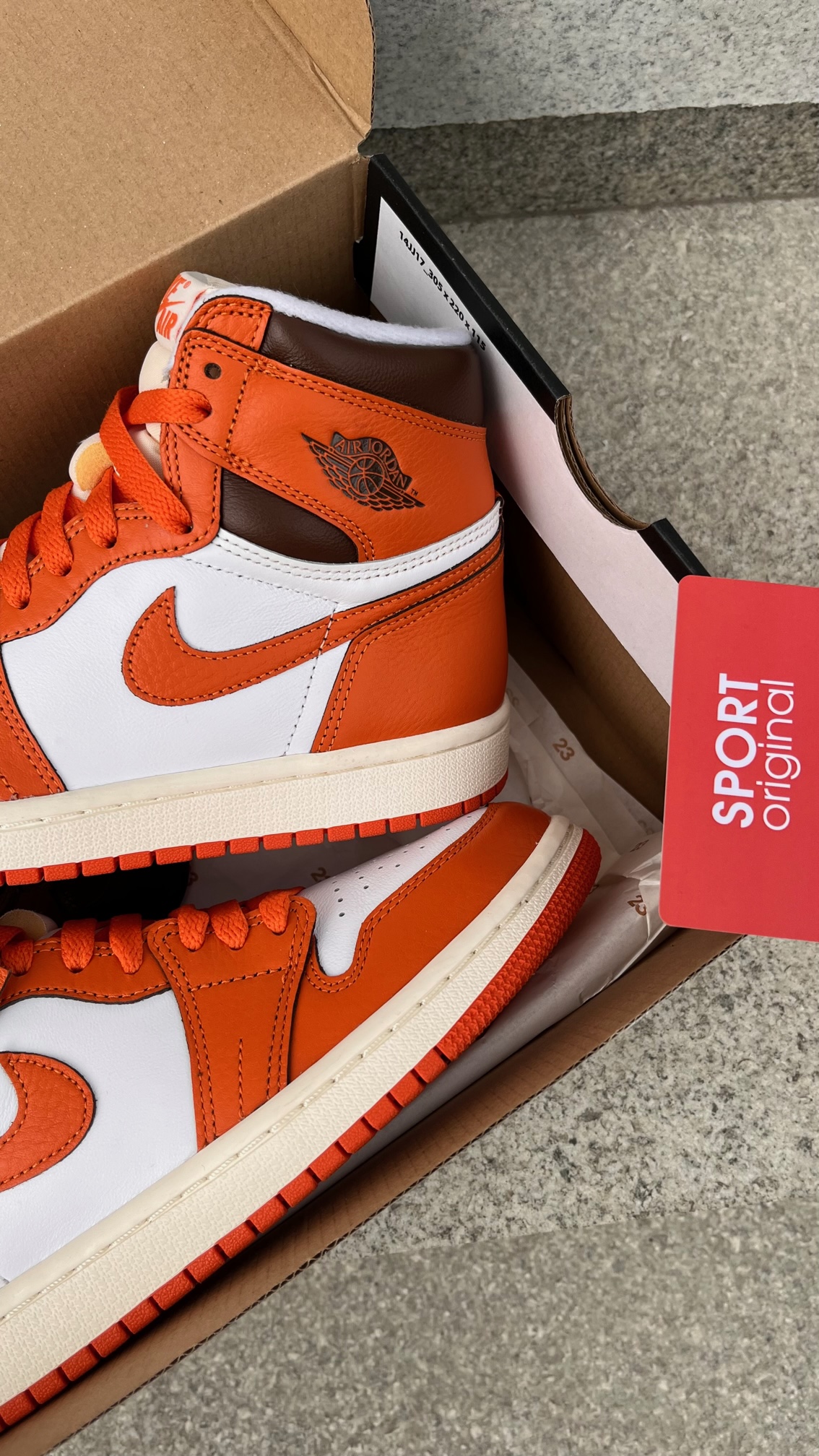 Фото № 2 с приближением к товару «‎Air Jordan 1 High OG "Starfish"»