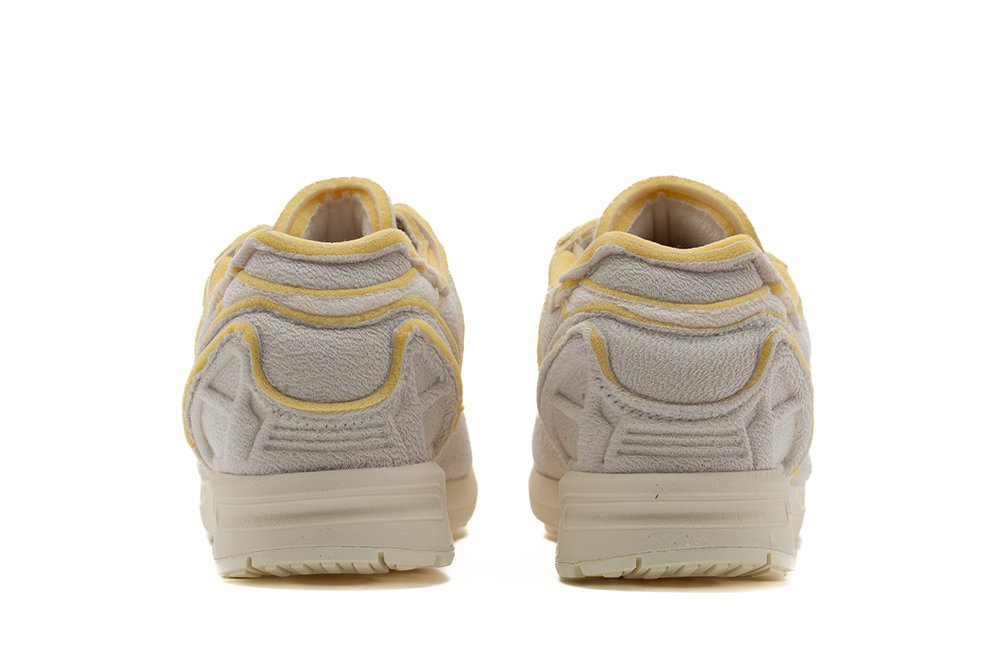 Фото № 4 с приближением к товару «‎Adidas Originals ZX 8000 «cozy Pack»»