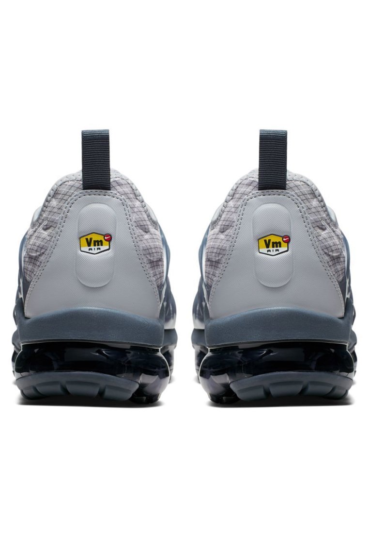 Фото № 4 с приближением к товару «‎Nike Air Vapormax Plus »