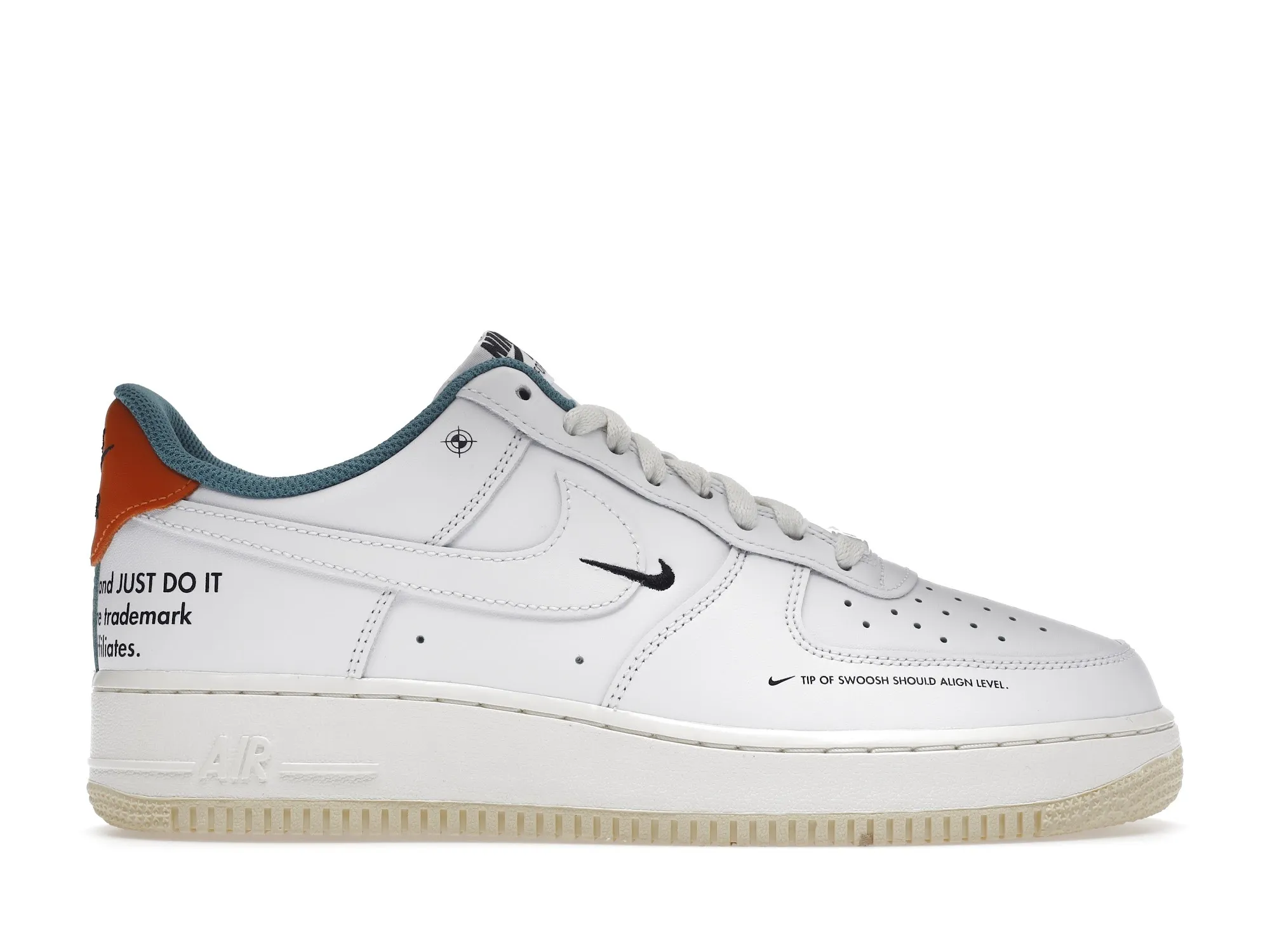 Фото № 1 с приближением к товару «‎Nike Air Force 1 Low 07 LE Starfish»