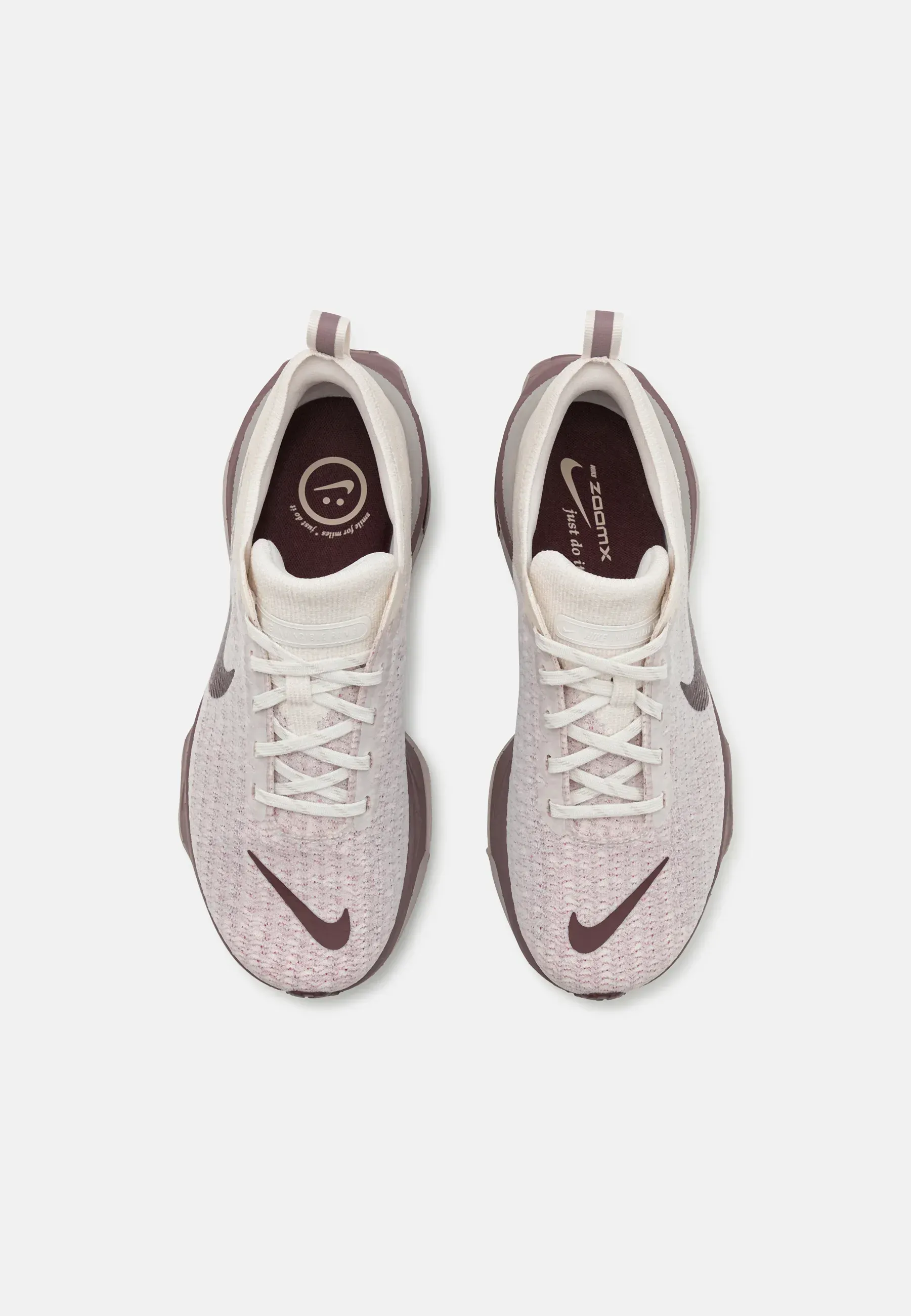 Фото № 4 с приближением к товару «‎ZOOMX INVINCIBLE RUN 3»