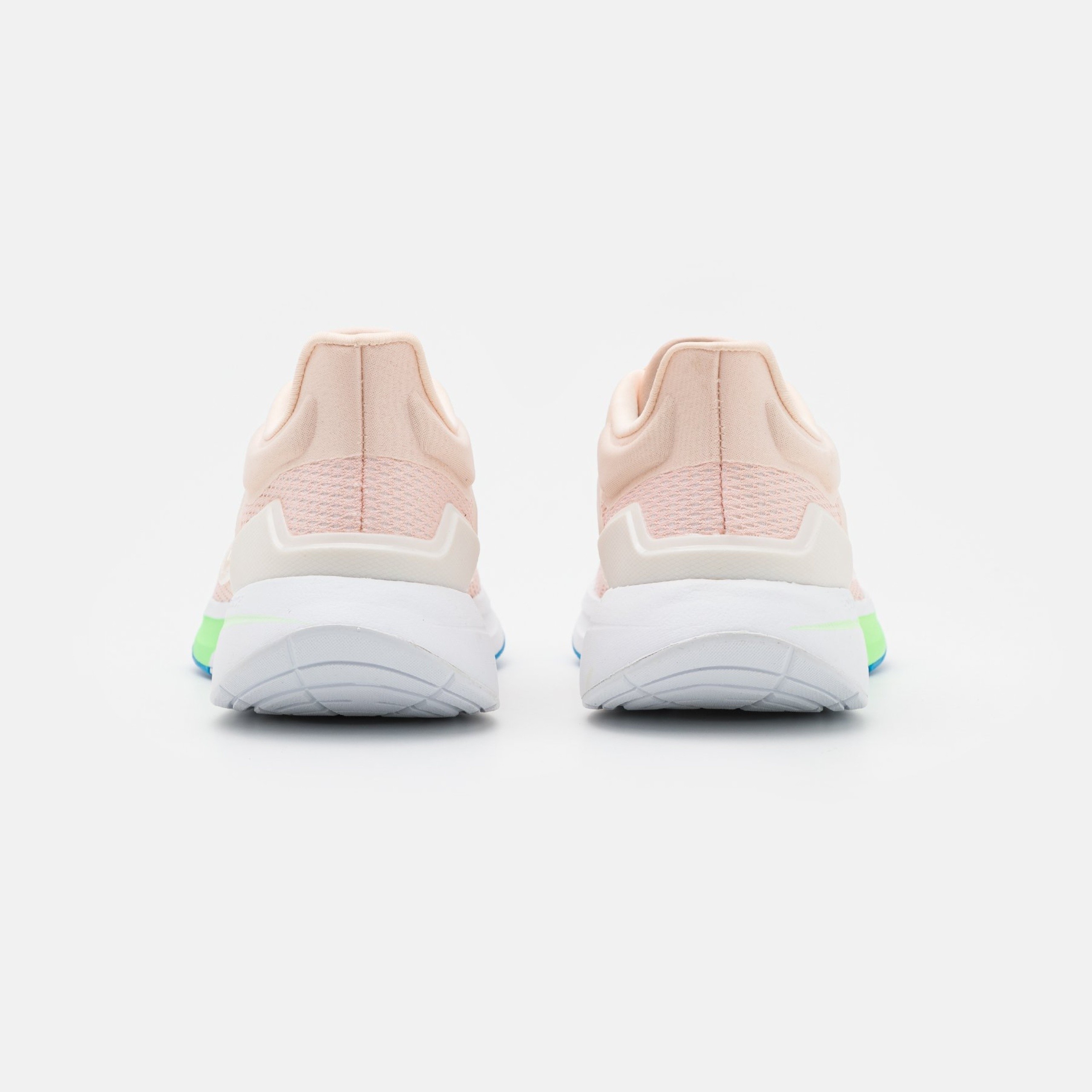 Фото № 3 с приближением к товару «‎Adidas Eq21»